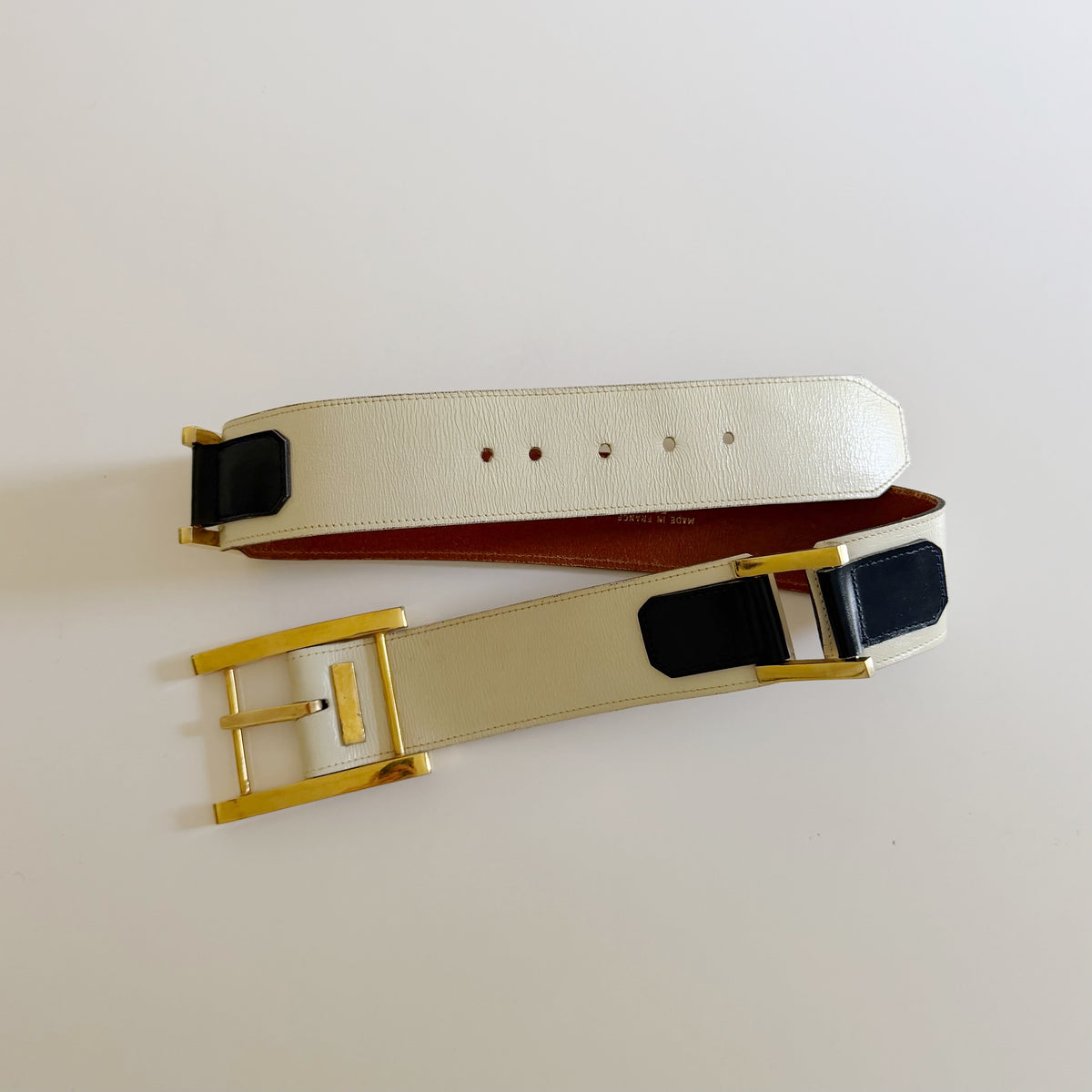 Saks Fifth Avenue Vintage 80s Leather Gold Buckle Waist Belt White/Black Size S