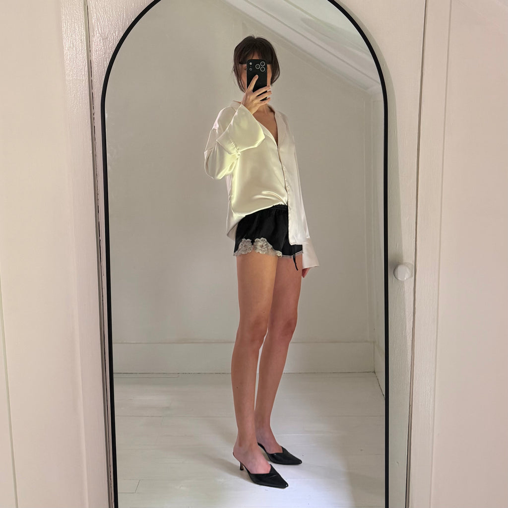 Victoria's Secret Vintage Y2K Satin Lace Trim Low Rise Micro Mini Slip Shorts XS