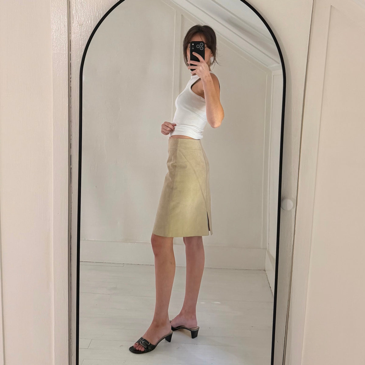 Express World Brand Vintage 90s Suede Leather Mini Pencil Skirt Size 1/2 Beige