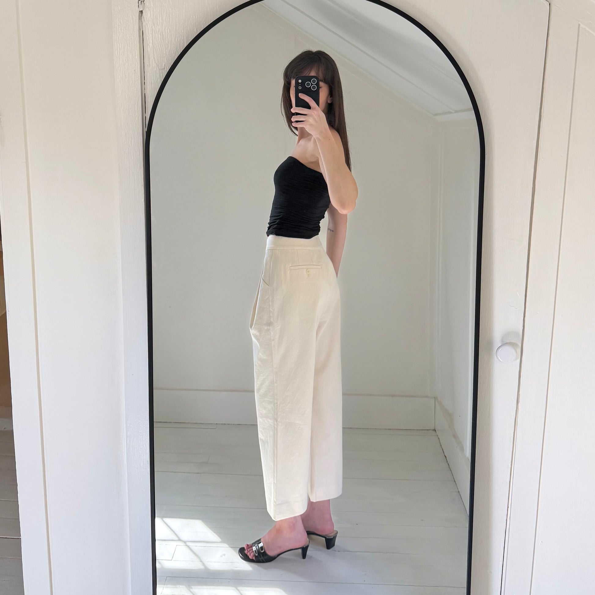 Something To Hold Caravan Wide Leg Cropped Trousers in Natural NWT Size S