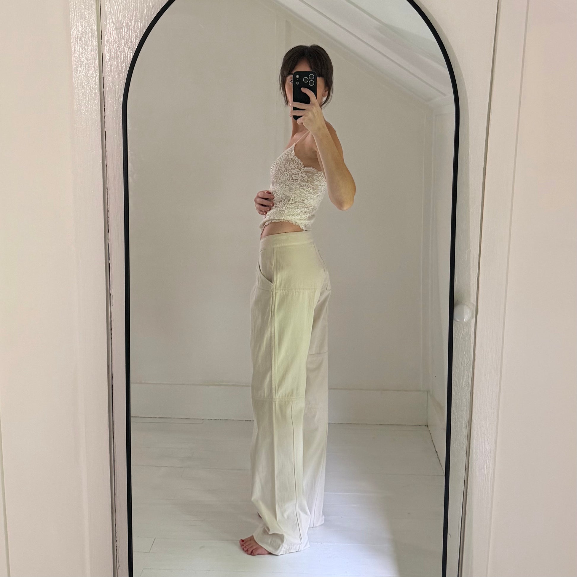Artless Forever Paneled Straight Leg Cargo Pants in Cream Size S