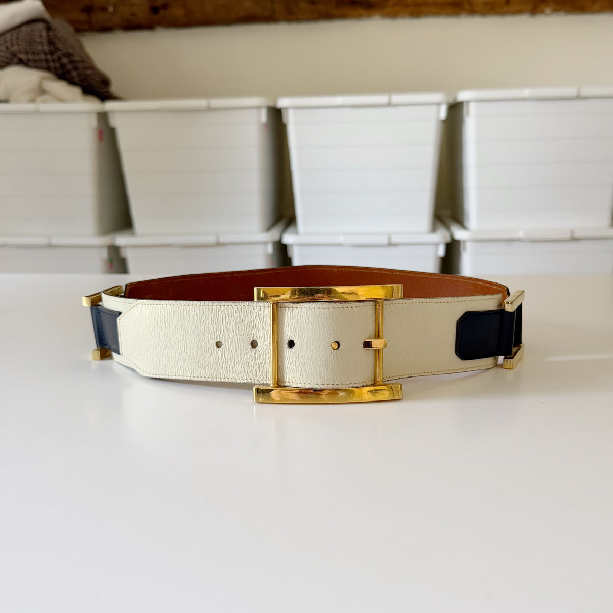 Saks Fifth Avenue Vintage 80s Leather Gold Buckle Waist Belt White/Black Size S