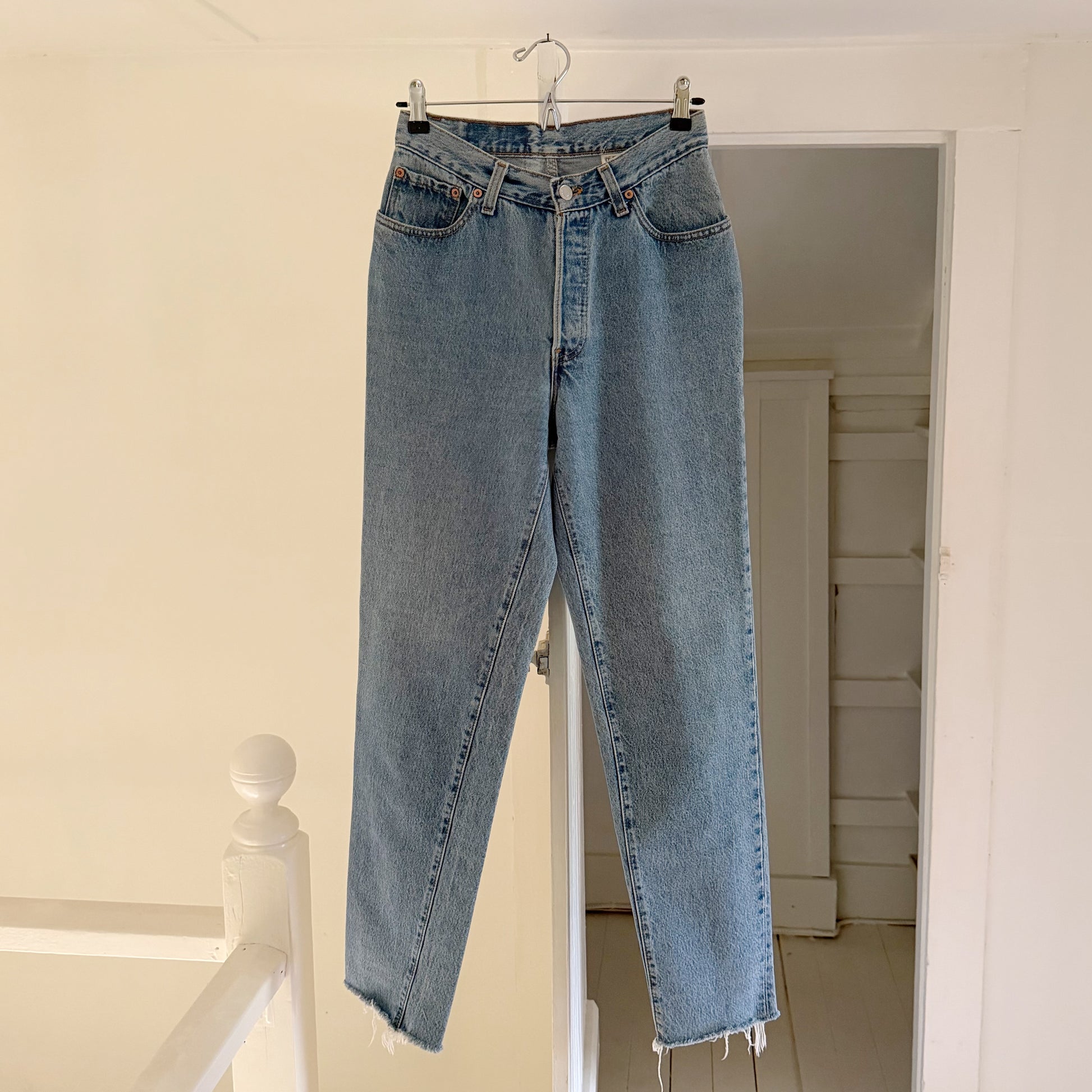 Levi's 17501 Vintage '92 High Rise Straight Leg Jeans Size 9M