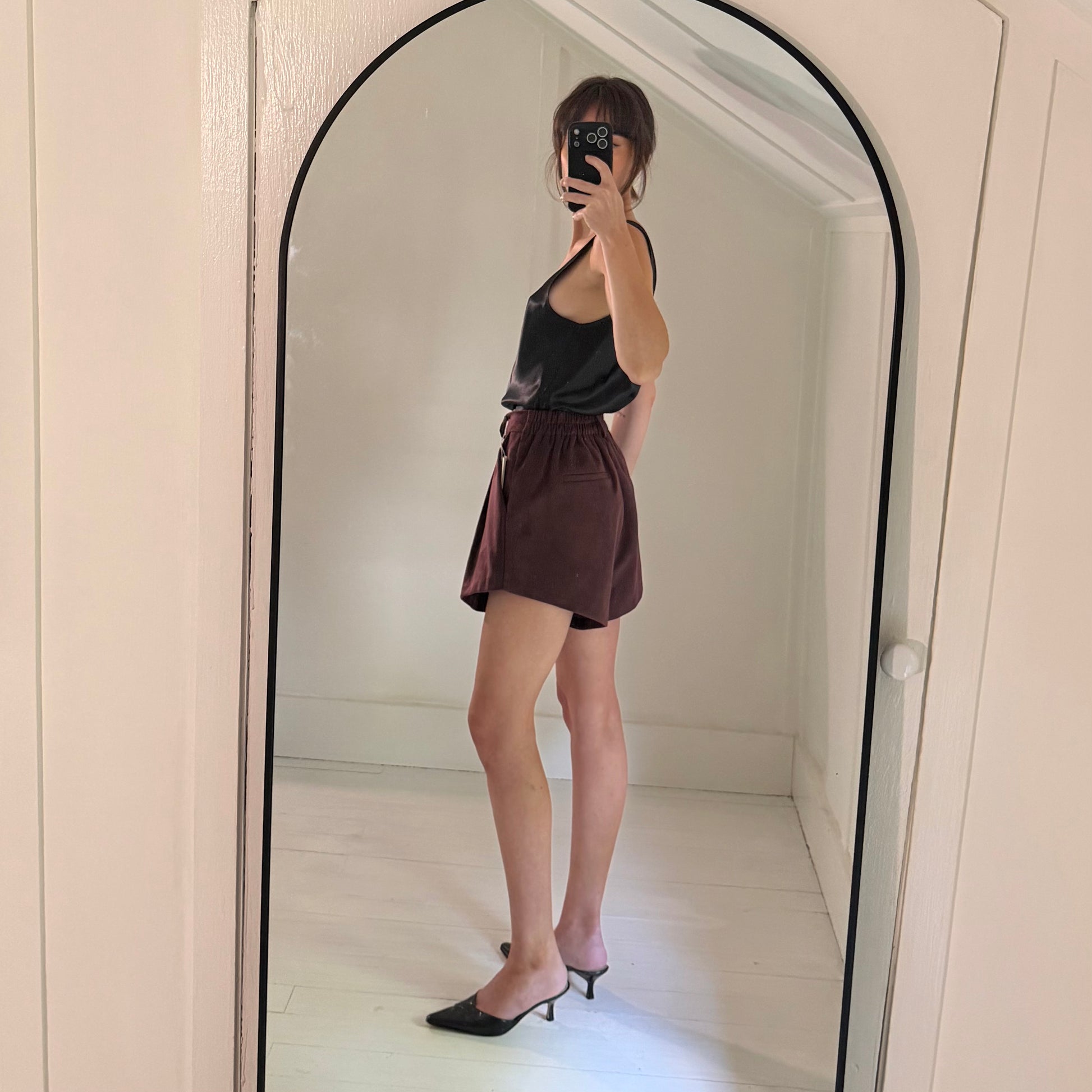 Source Unknown Vegan Suede Pleated Shorts NWT Size S/M