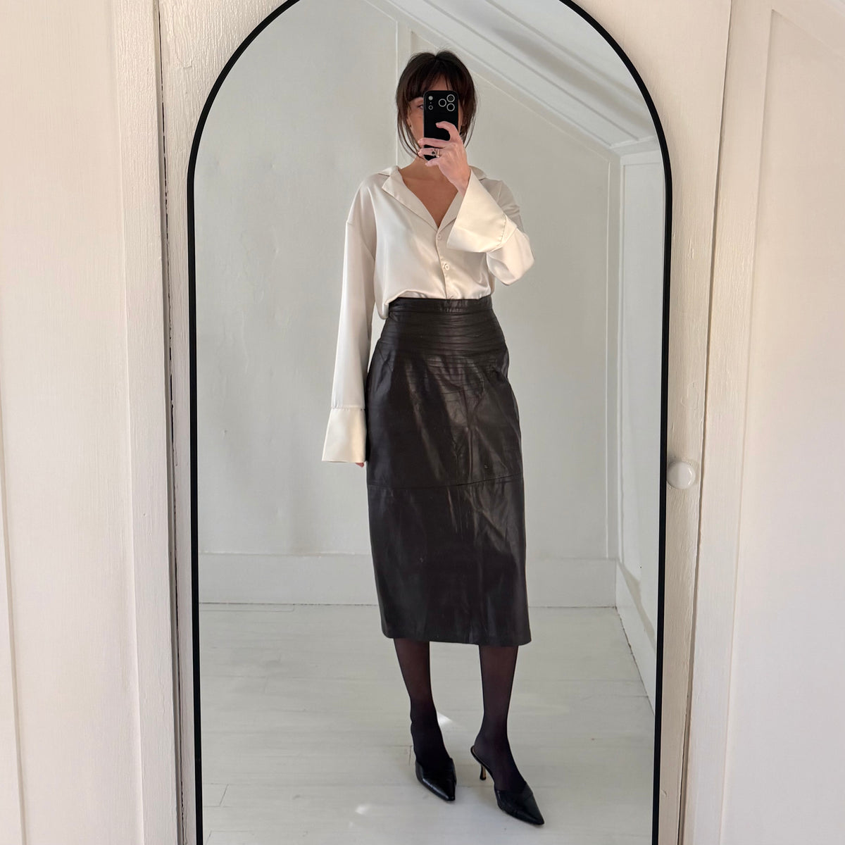 Lela Leather Vintage 80s Midi Pencil Skirt Size 11/12 Brown