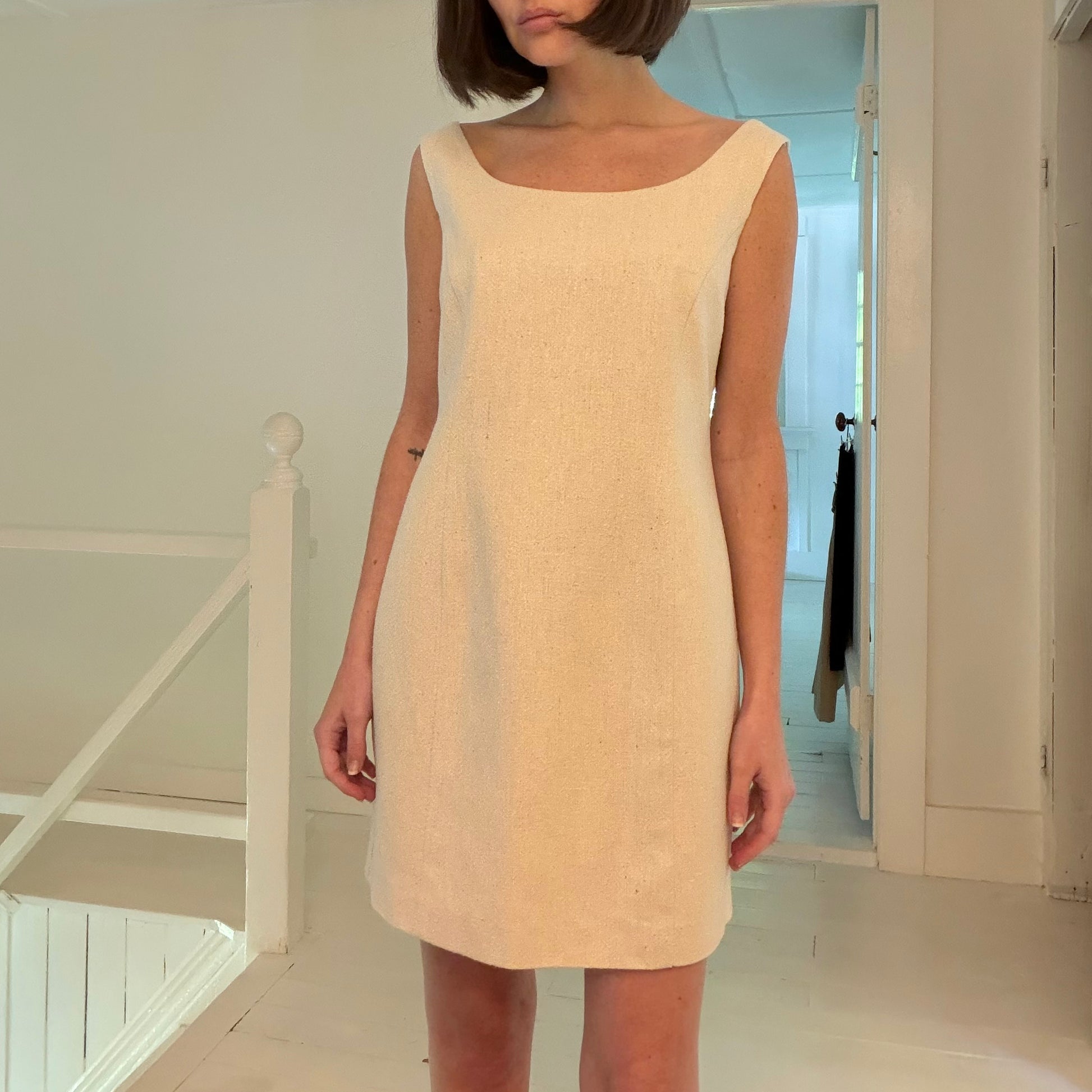 Amomento Silk Tweed Mini Sheath Dress in Ecru NWT Size 1