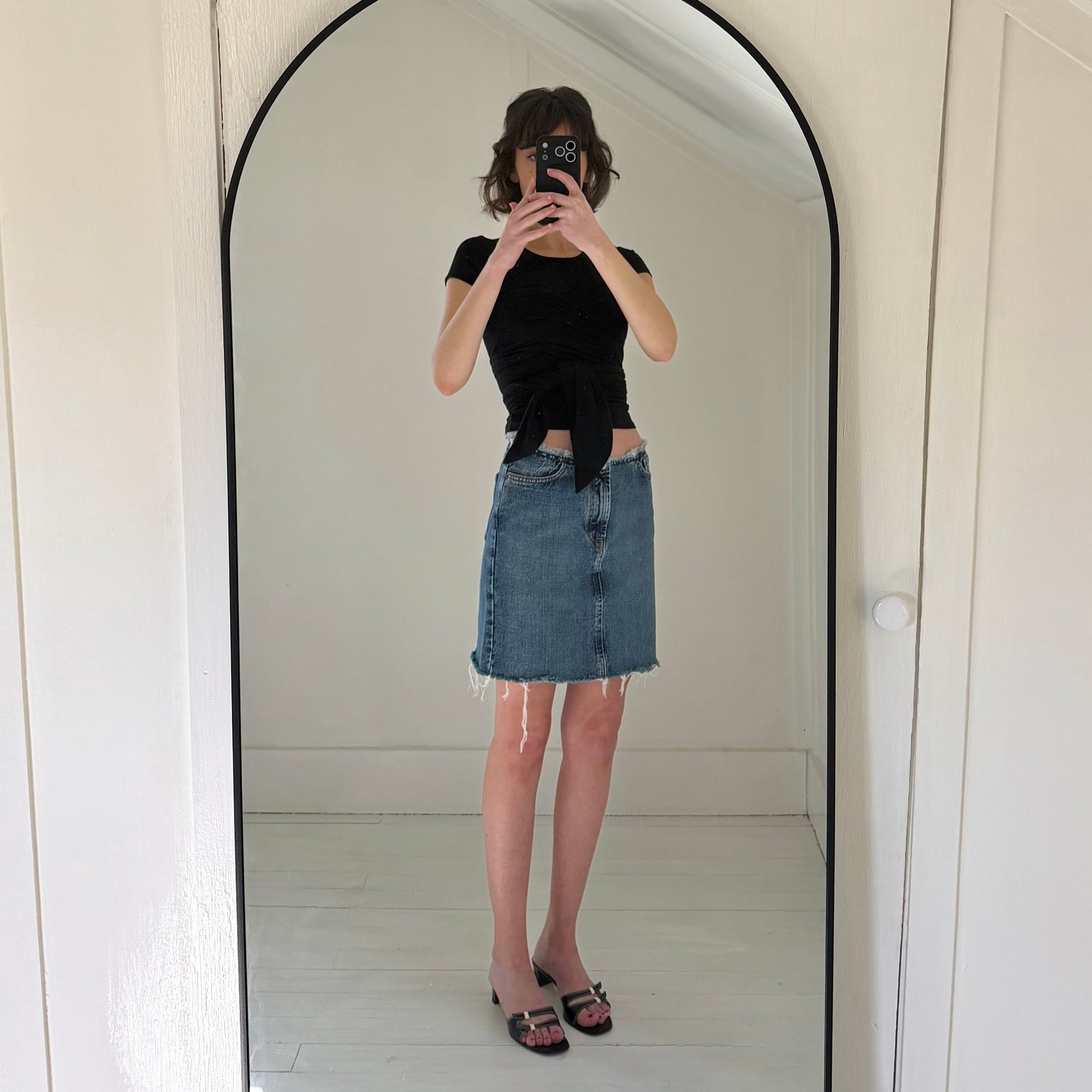 Lucky Brand Dungarees Vintage Y2K Raw Hems Denim Skirt Size 2/26