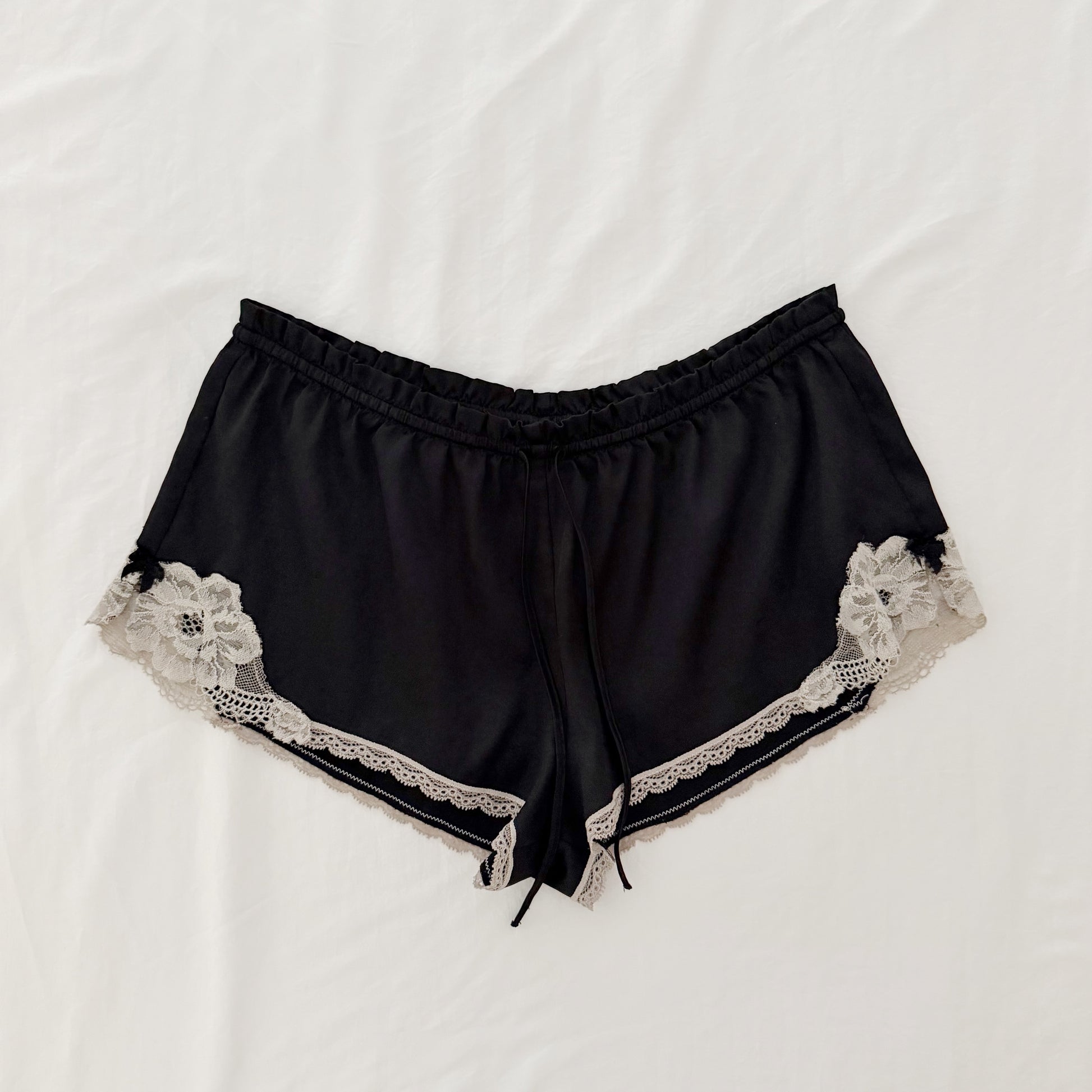 Victoria's Secret Vintage Y2K Satin Lace Trim Low Rise Micro Mini Slip Shorts XS