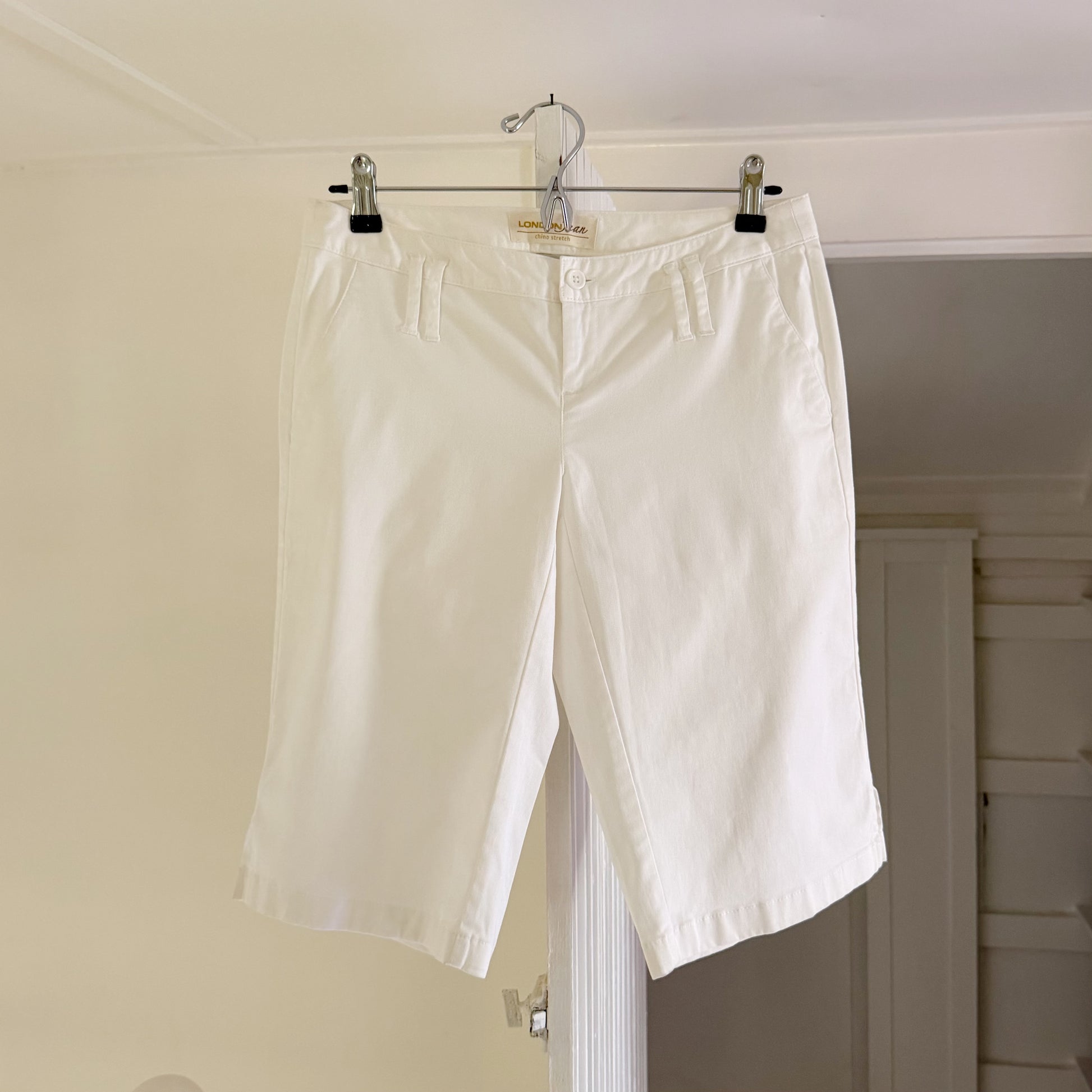 London Jean Vintage Y2K Low Rise Chino Bermuda Shorts Size 2