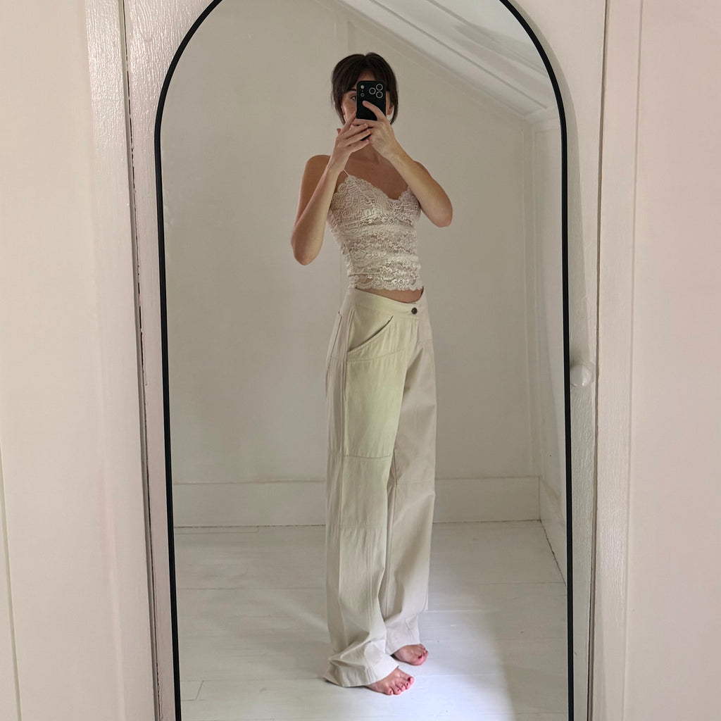Artless Forever Paneled Straight Leg Cargo Pants in Cream Size S