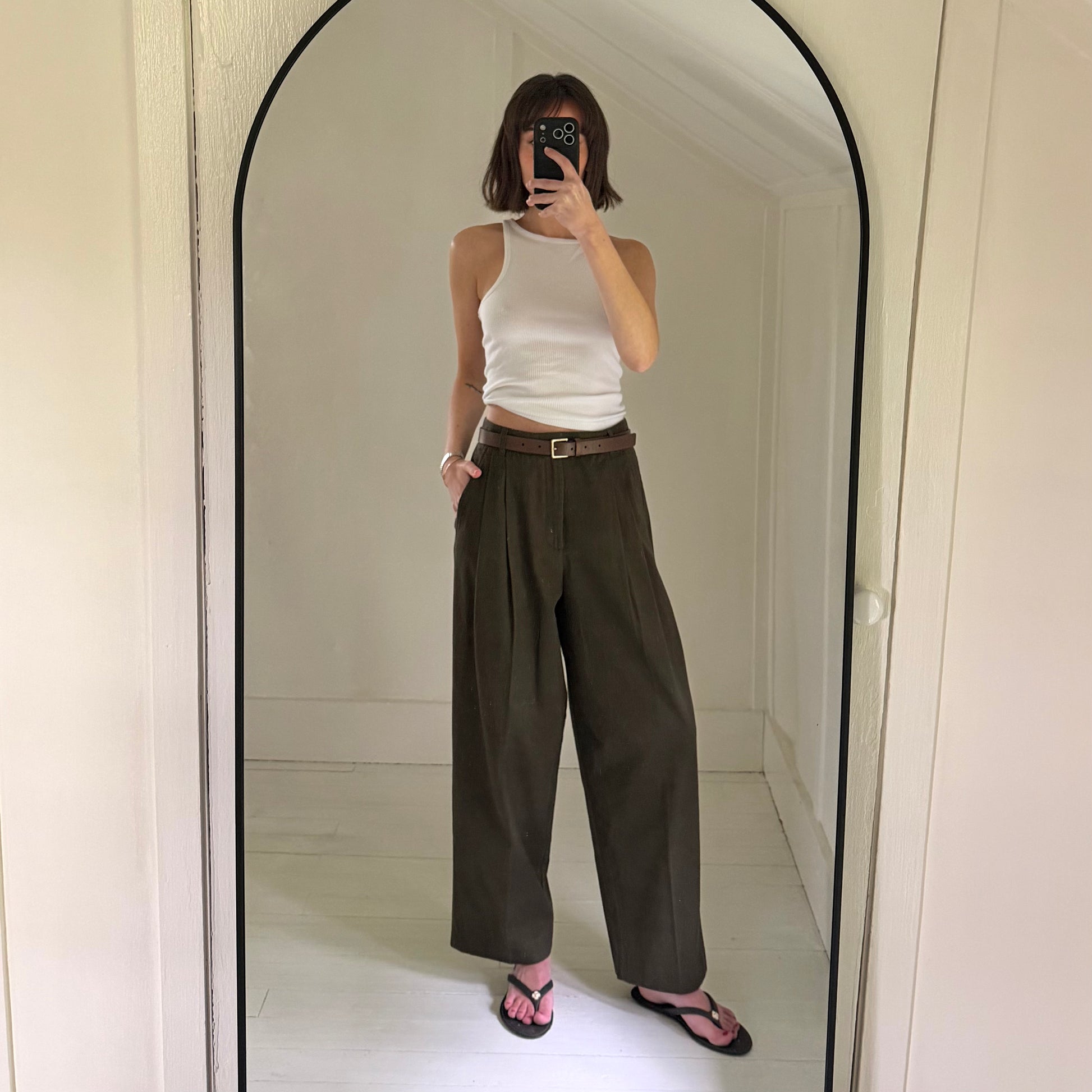 Banana Republic Wide Leg Pleated Trousers in Camo Green NWT Size 8P