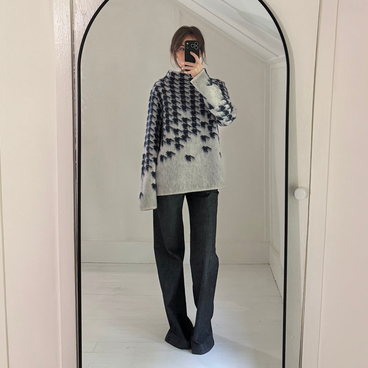 Natan Merino Wool Houndstooth Jacquard Turtleneck Sweater Size 3 Grey/Navy