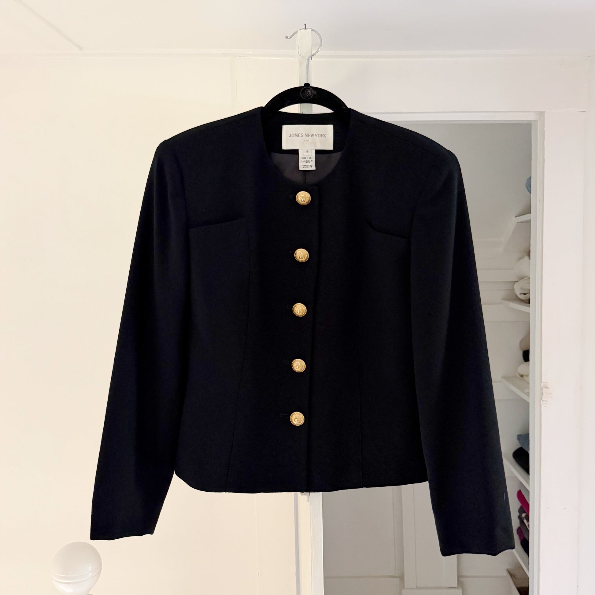 Jones New York Vintage 90s Wool Gold Button Collarless Blazer Size 6