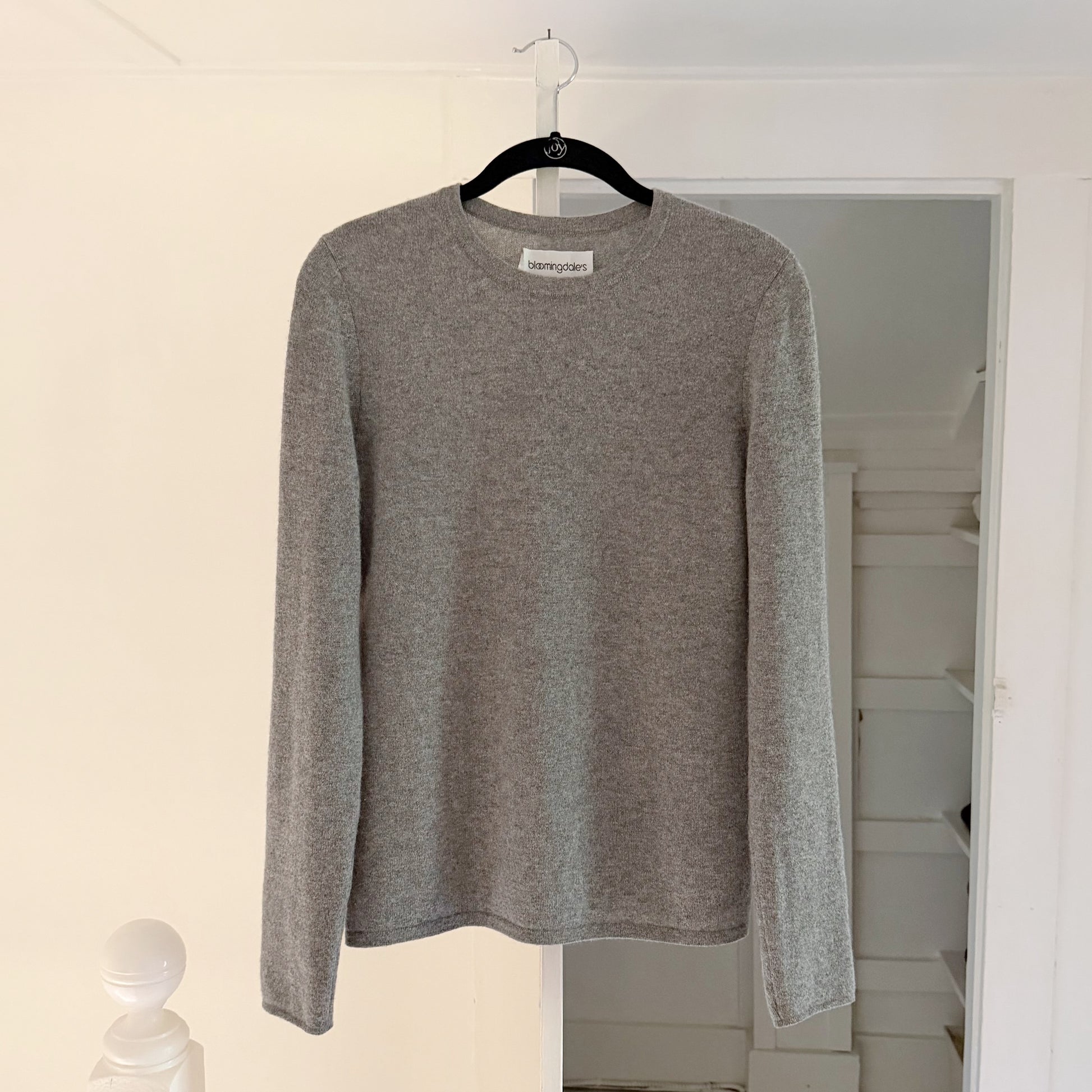 Bloomingdale's Vintage 90s Cashmere Crewneck Sweater Size S