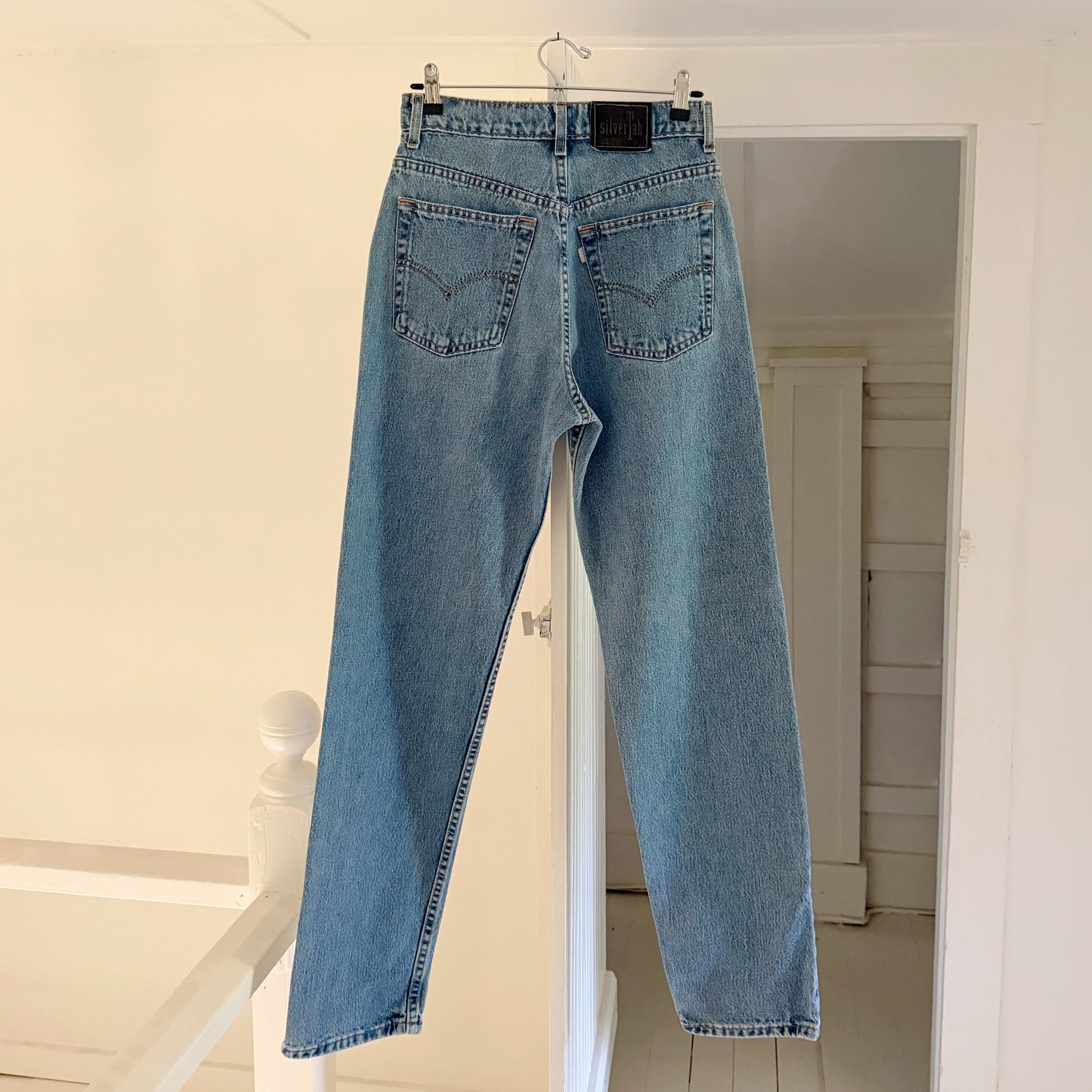 Levi's SilverTab Loose Vintage '97 Straight Leg Jeans Size 9 Long