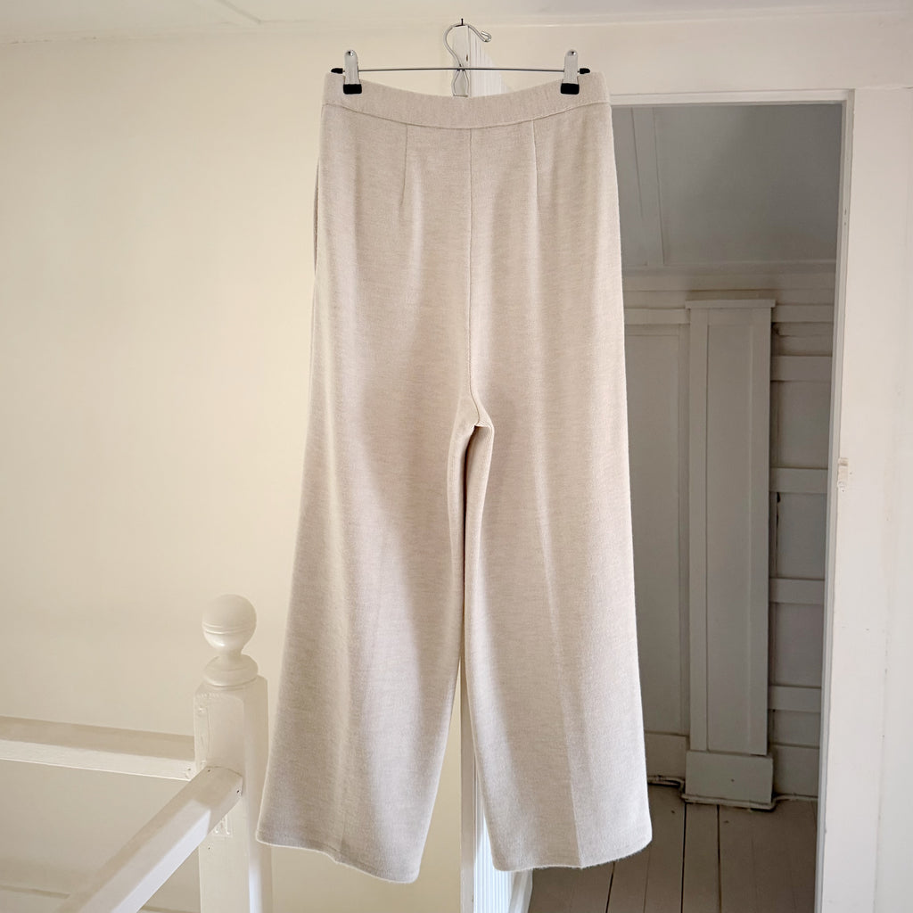 Emanuel Ungaro Vintage 90s Wool Cashmere Knit Pleated Wide Leg Trousers Size 10
