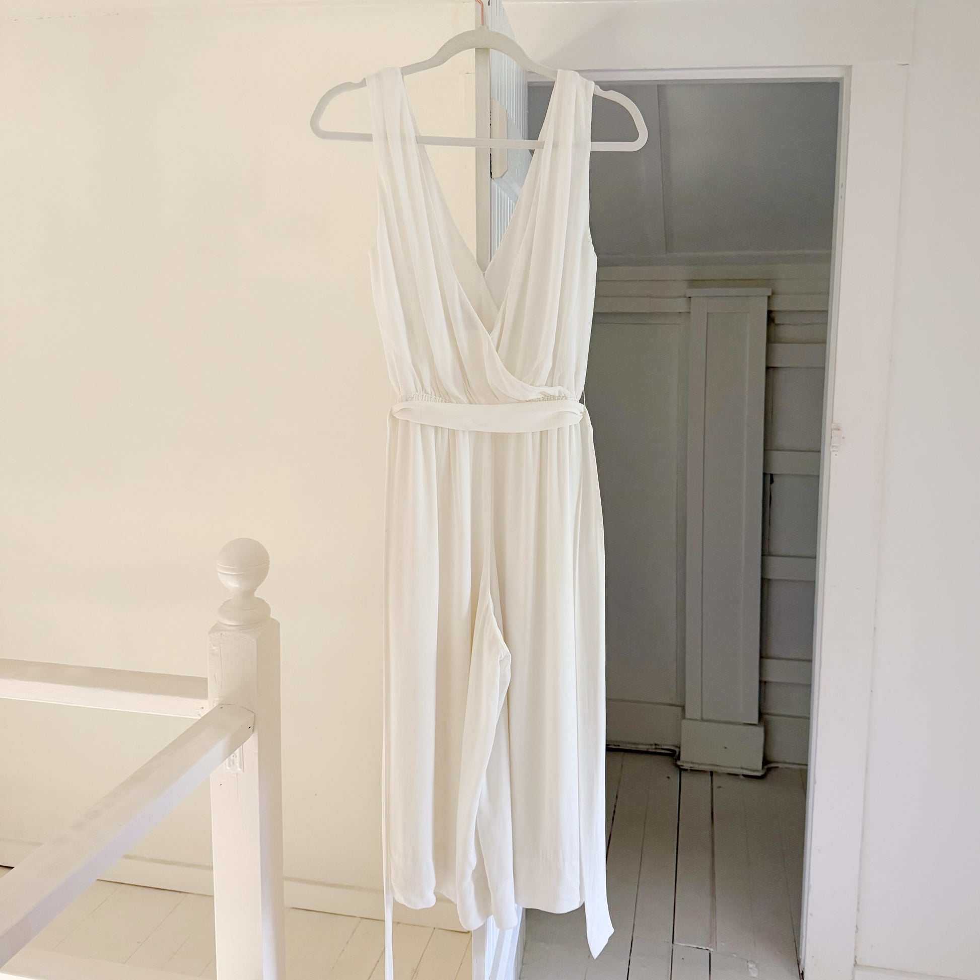 Babaton / Aritzia Maximillian Tie Waist Cropped Wide Leg Jumpsuit Size XS