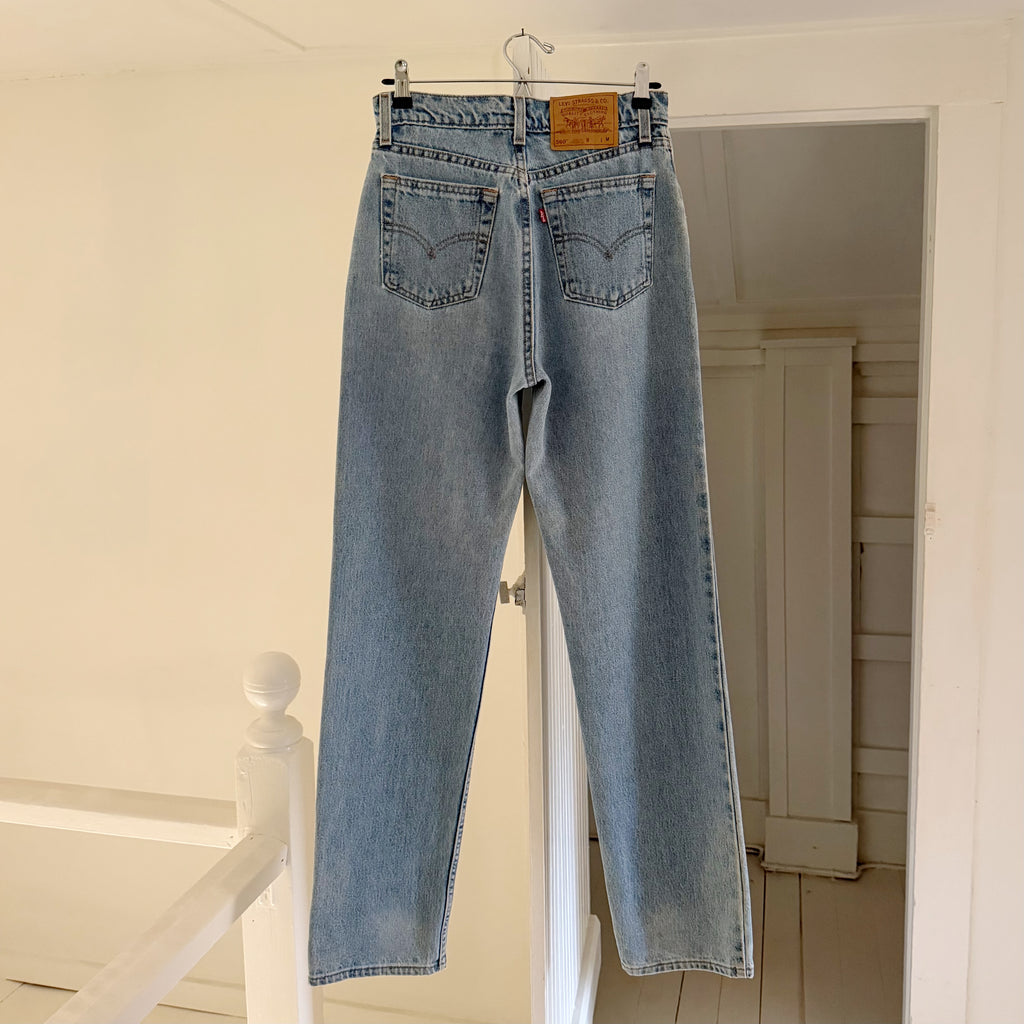 Levi's 560 Vintage '96 Loose Fit Straight Leg Jeans Size 7 Med Light Wash