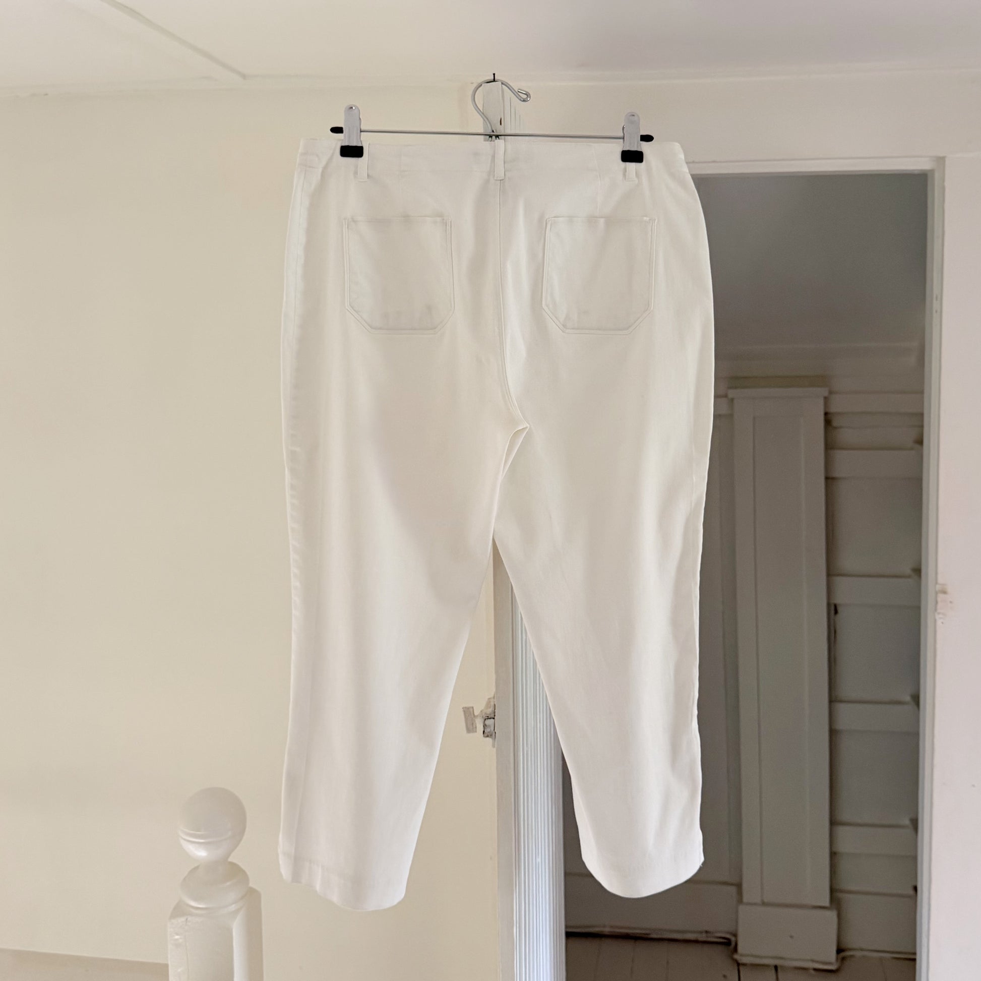Express Vintage Y2K Straight Leg Capri Pants Size 9/10