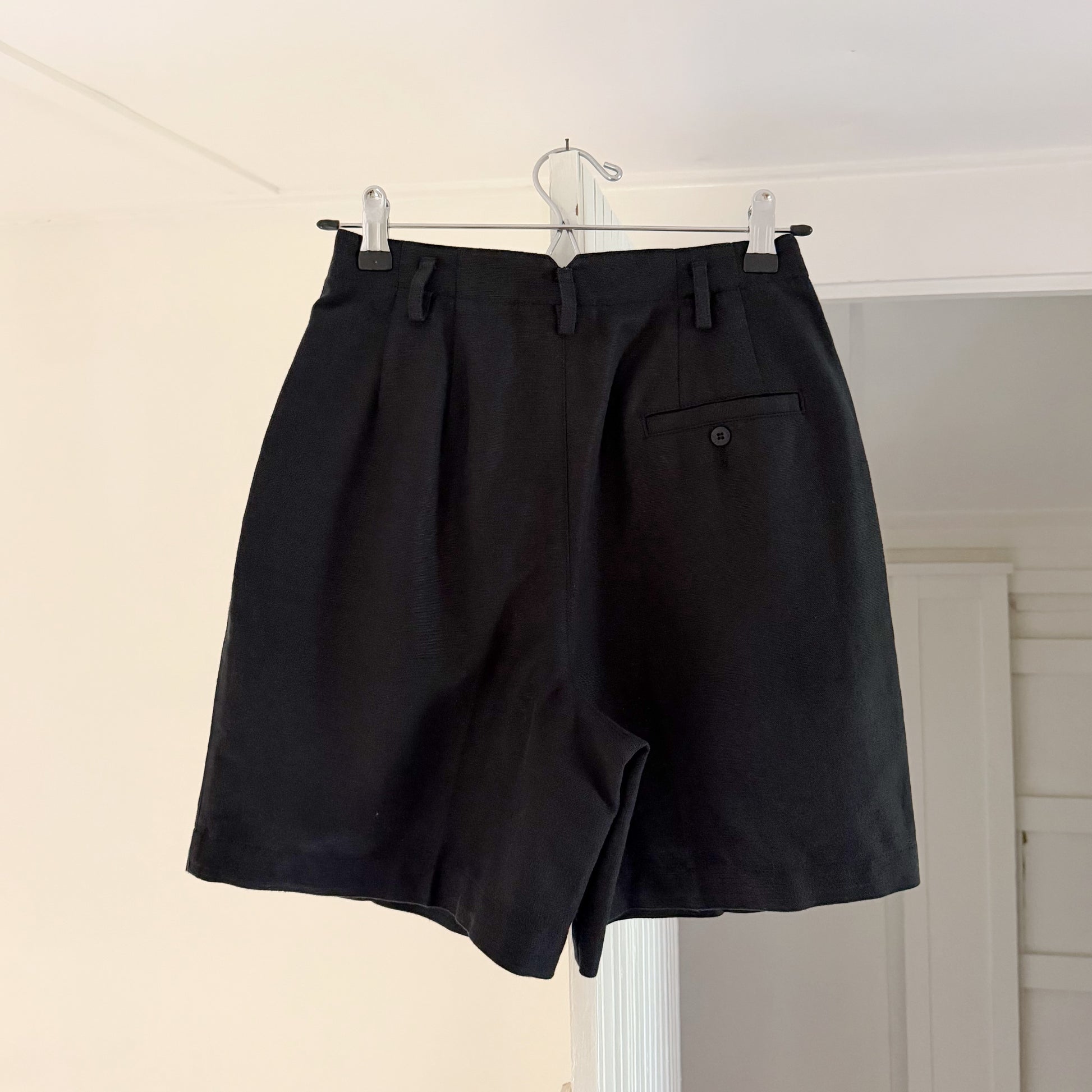 Liz Claiborne Vintage 90s Linen Pleated Shorts Size 2P