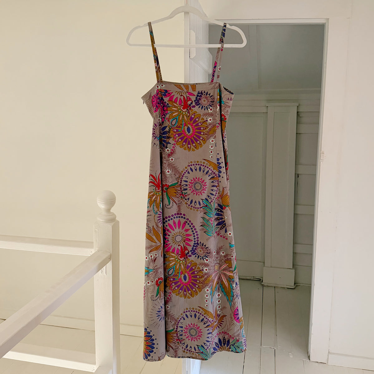Antik Batik Vintage Y2K Rhinestone Embellished Floral Midi Dress Grey Size M