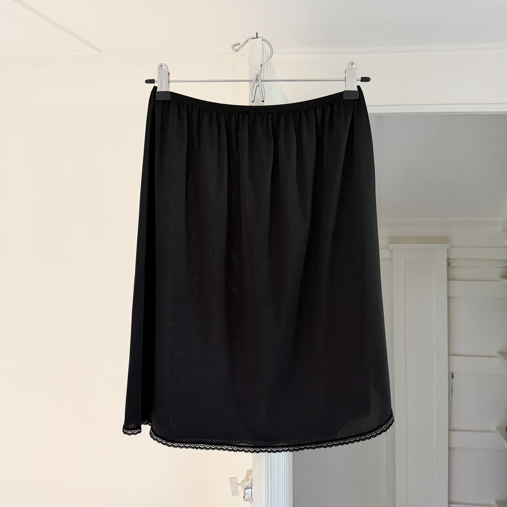 Vanity Fair Vintage 90s Lace Trim Mini Slip Skirt Size M