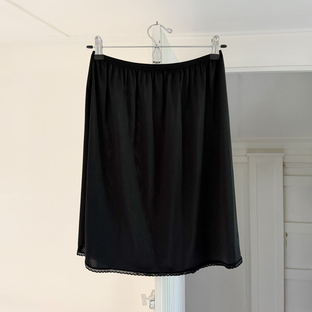 Vanity Fair Vintage 90s Lace Trim Mini Slip Skirt Size M