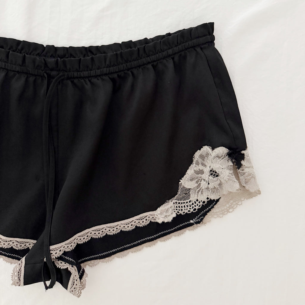 Victoria's Secret Vintage Y2K Satin Lace Trim Low Rise Micro Mini Slip Shorts XS