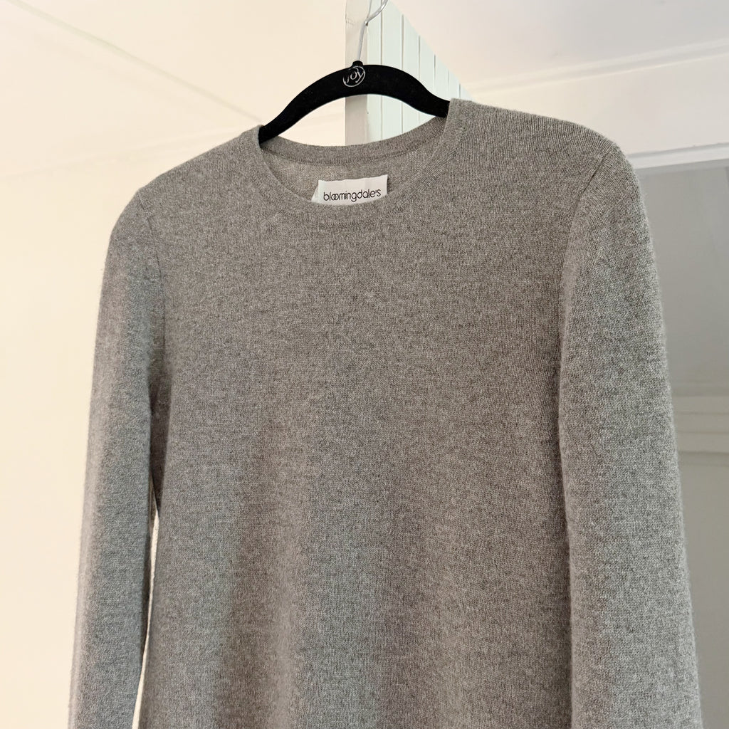 Bloomingdale's Vintage 90s Cashmere Crewneck Sweater Size S
