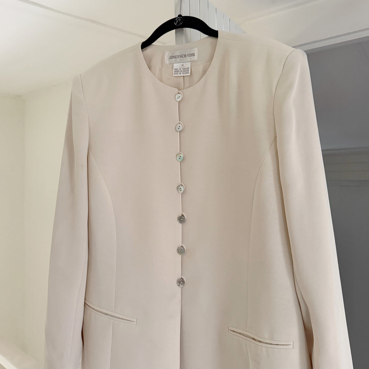 Jones New York Vintage 90s Button Loop Collarless Blazer Jacket Ivory Size 12