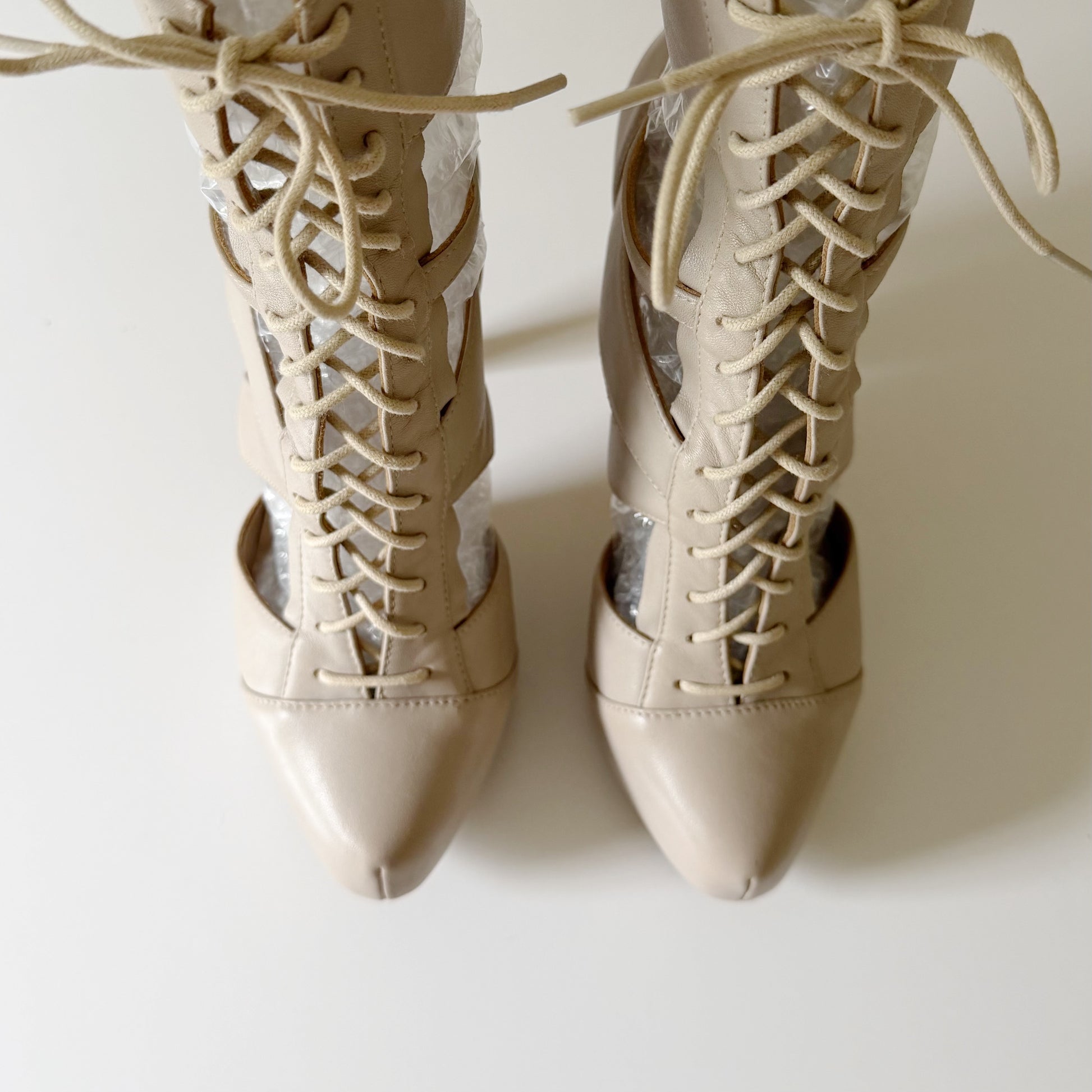 Kathryn Amberleigh Leather Cut Out Lace Up Platform Heels Size 6.5