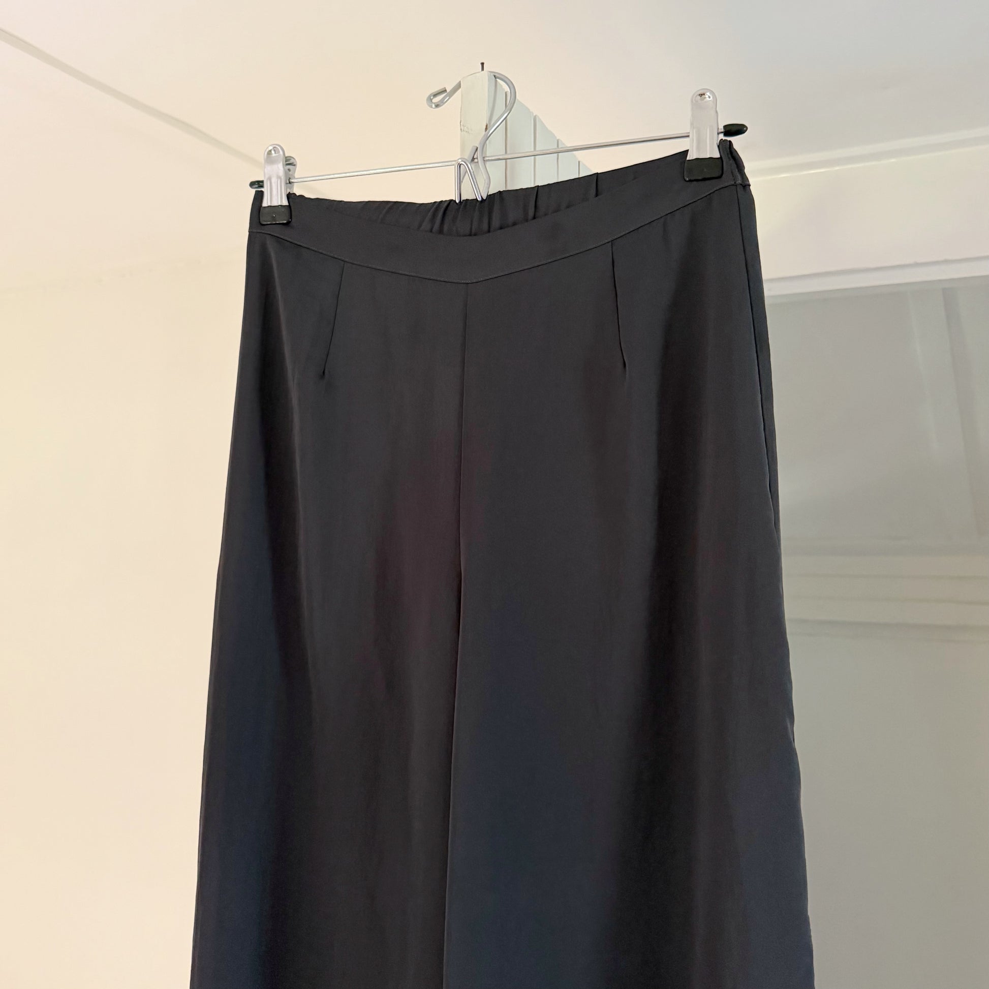 Victoria's Secret Chantilly Lace Hem Satin Straight Leg Pants Size XS