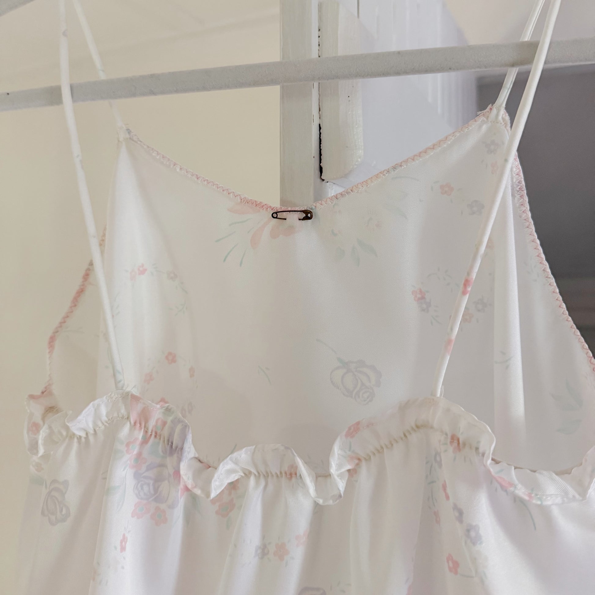 Jennifer Dale Vintage 70s Satin Floral Camisole Top Size S/9