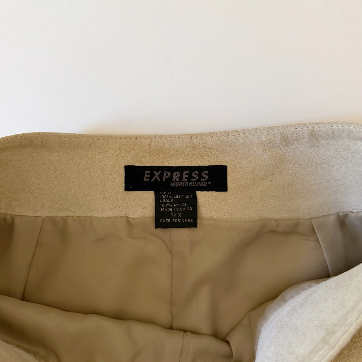 Express World Brand Vintage 90s Suede Leather Mini Pencil Skirt Size 1/2 Beige