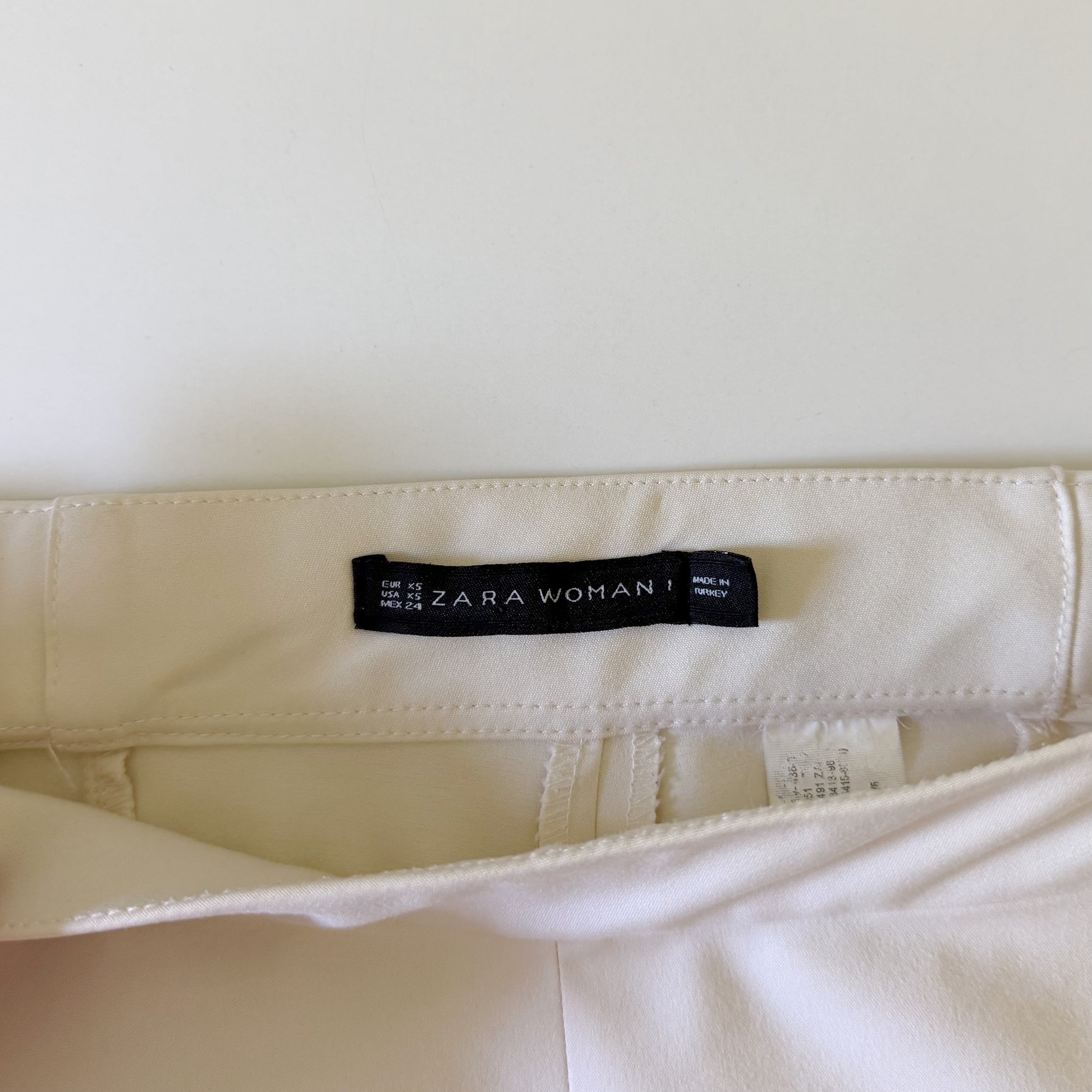 Zara Peddle Pusher Capri Pants Size XS