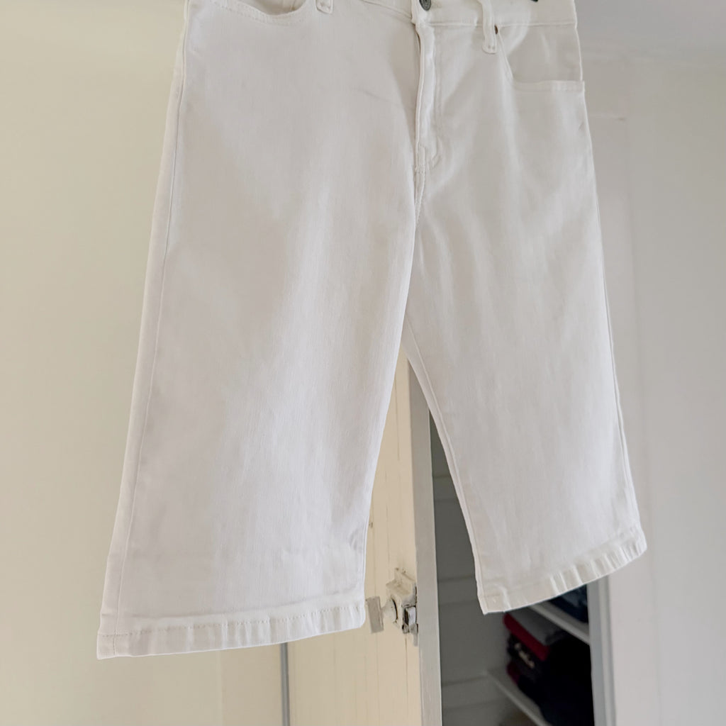 Polo Ralph Lauren The Sullivan Slim Bermuda Jean Shorts Dell White Size 20 NWT