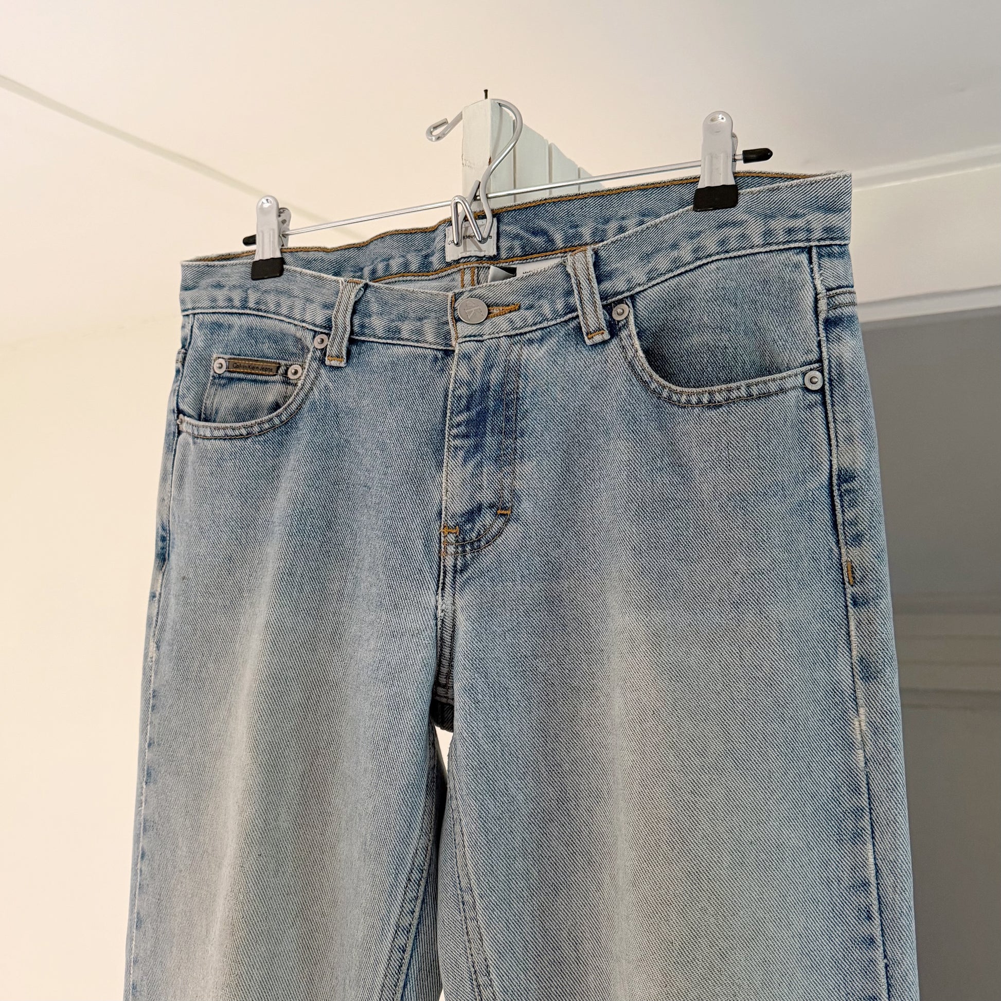 Calvin Klein Jeans Vintage 90s Low Rise Bootcut Jeans Allover Sandblast Size 7