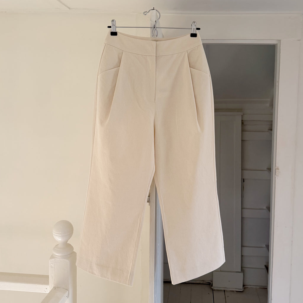 Something To Hold Caravan Wide Leg Cropped Trousers in Natural NWT Size S