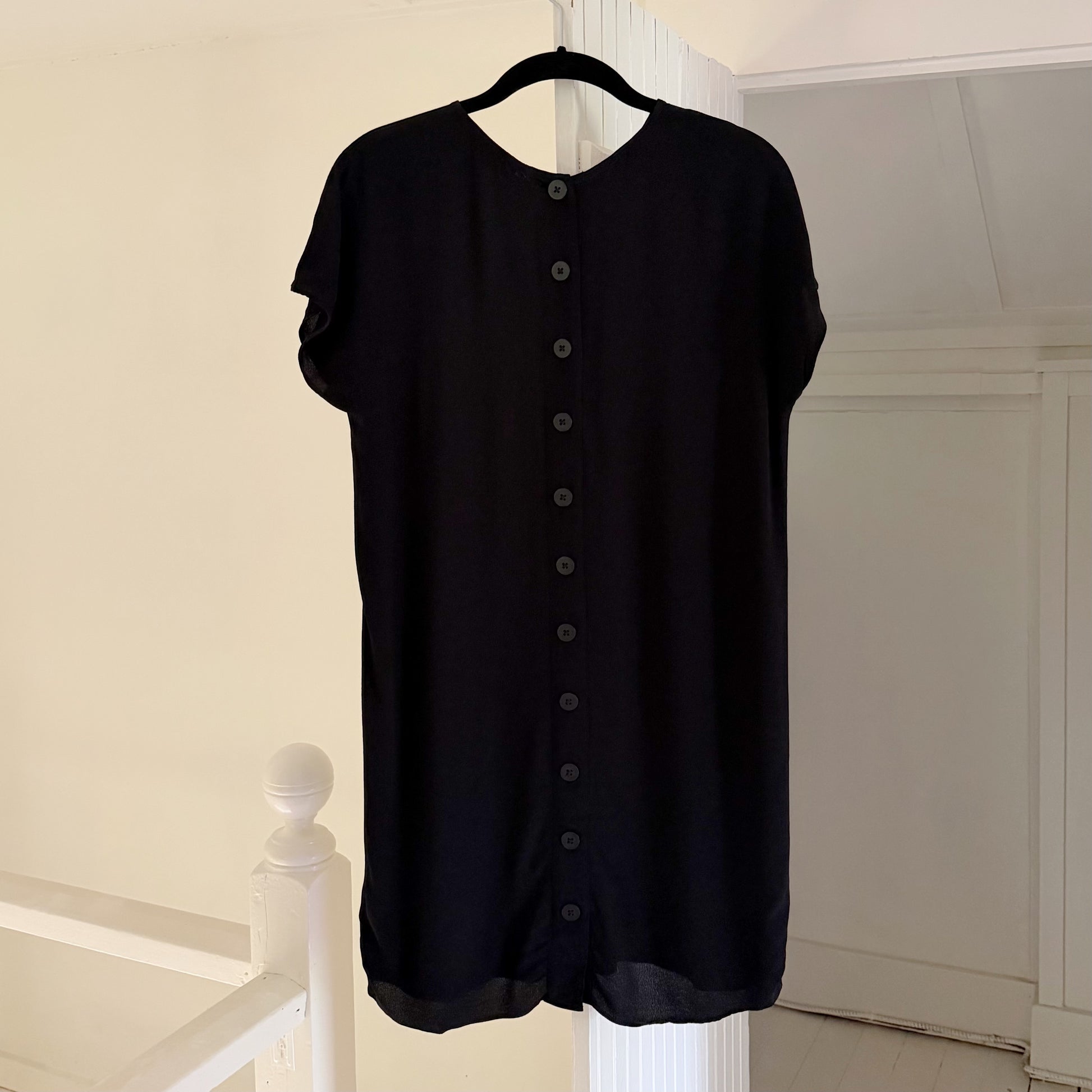 Madewell Crewneck Button-Back Easy Mini Dress in True Black Size XXS