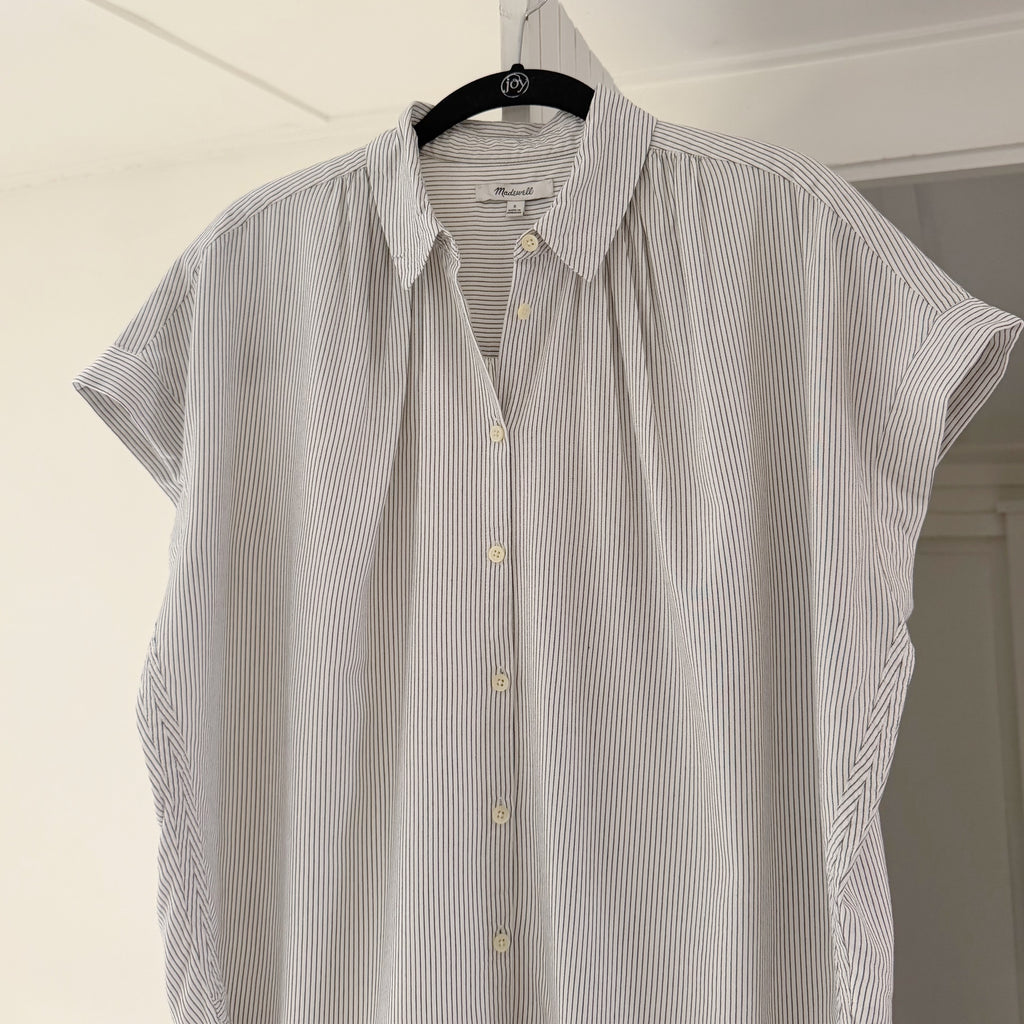 Madewell Button Down Central Shirt in White Wash Luis Stripe Size S