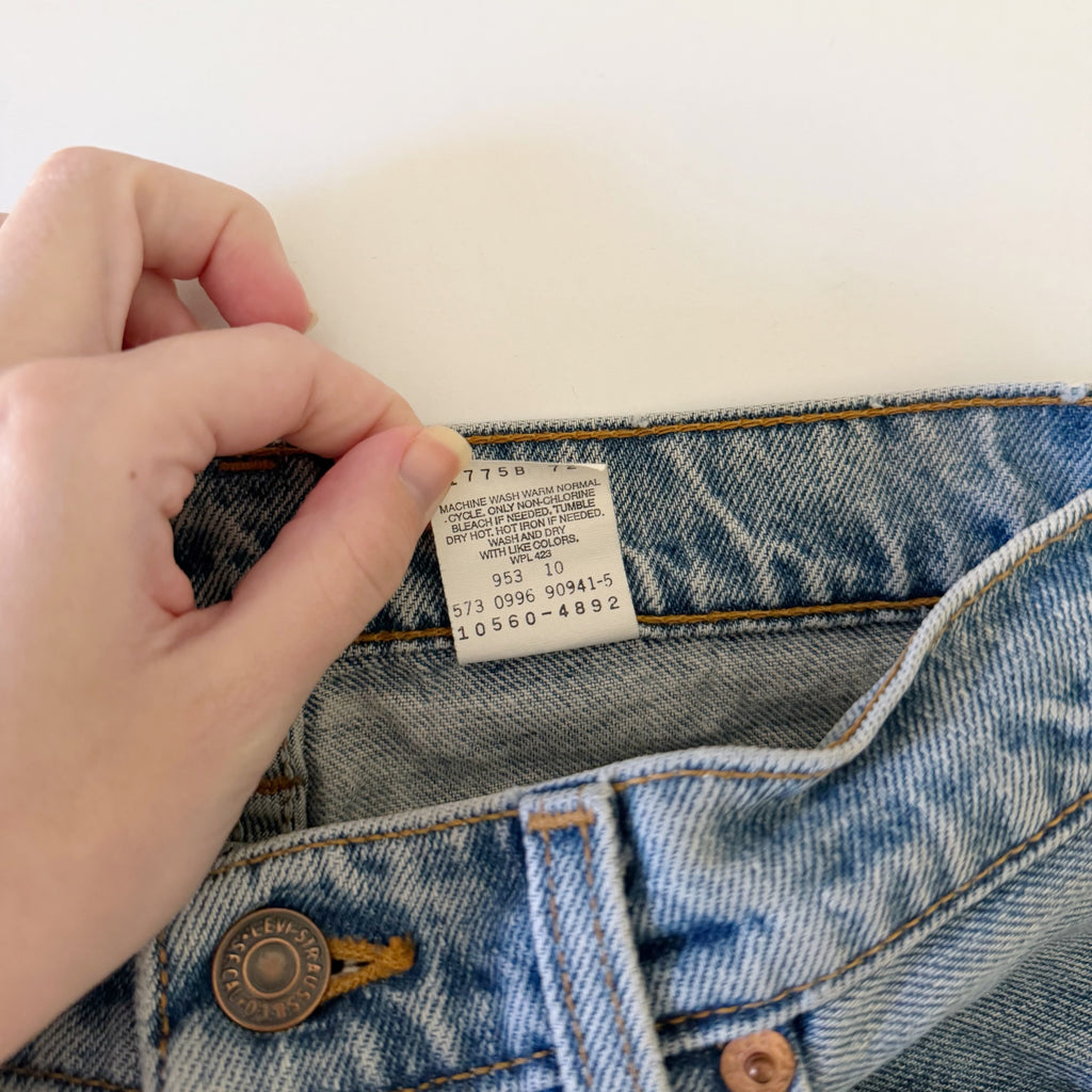 Levi's 560 Vintage '96 Loose Fit Straight Leg Jeans Size 7 Long