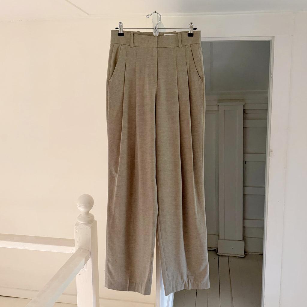 The Frankie Shop Gelso Pleated Trousers in Taupe Melange NWT Size S