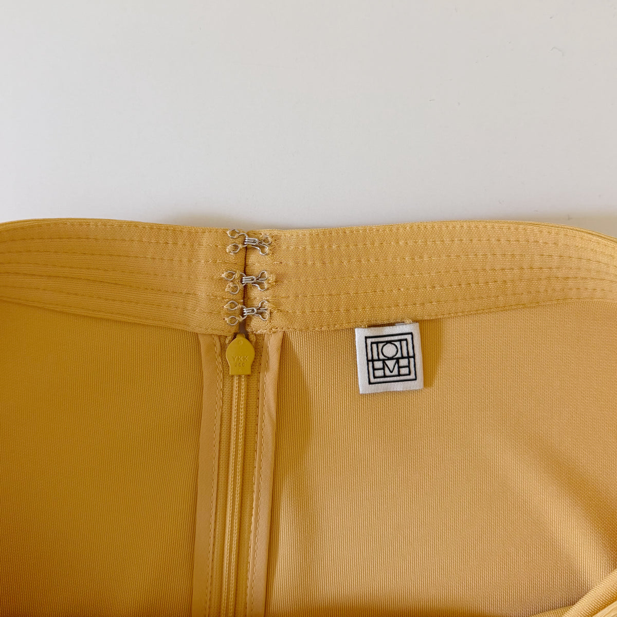Toteme Fluid Jersey Midi Skirt in Cornsilk Size S