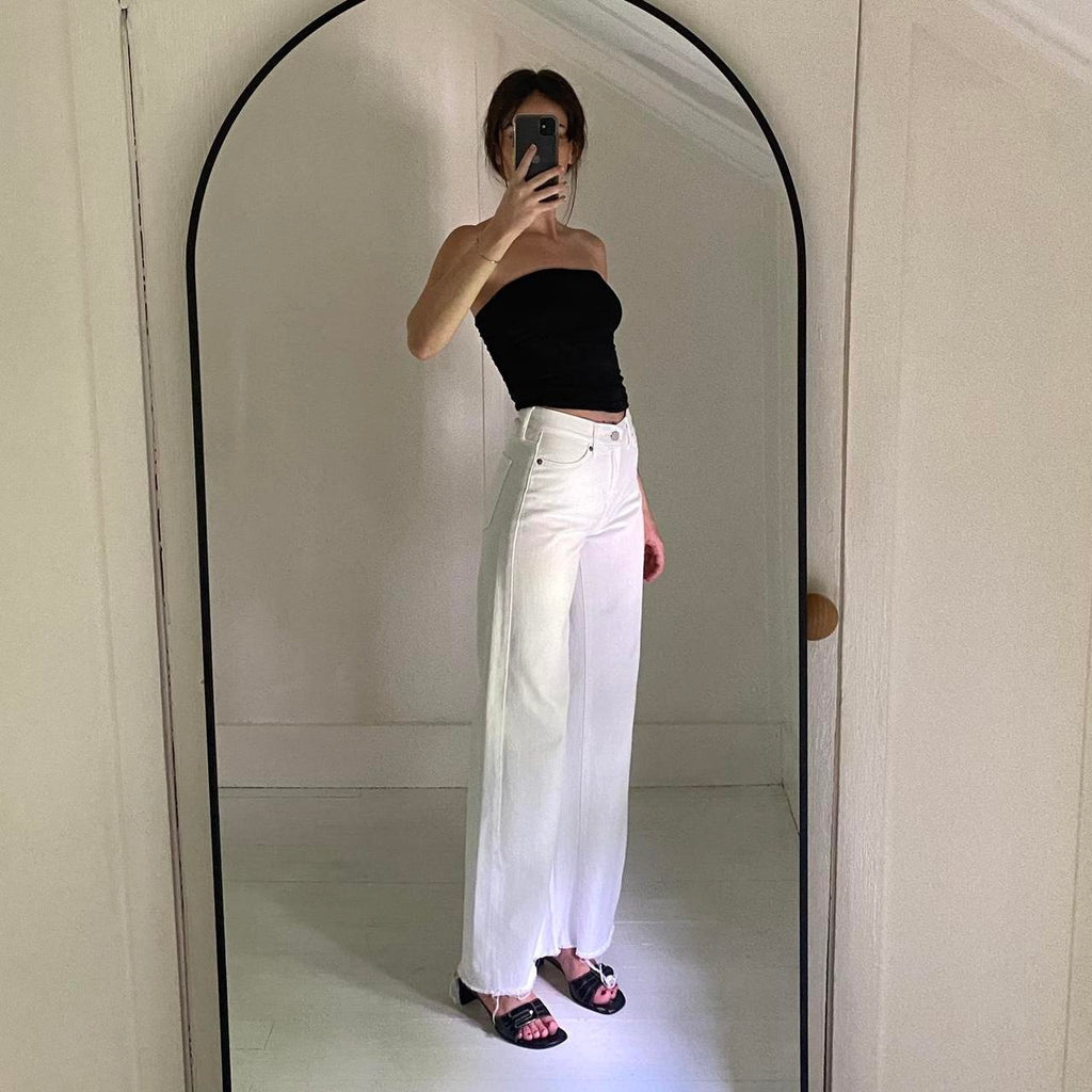 Banana Republic High Rise Wide Leg Jeans in Pure White Size 24/00 Tall