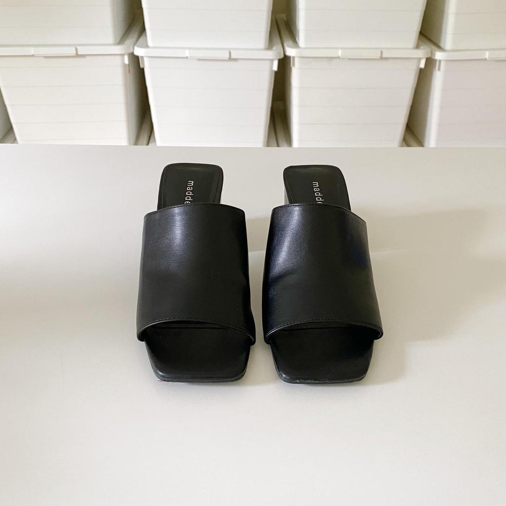 Madden Girl Taz Faux Leather Square Toe Mule Sandals in Black Size 6