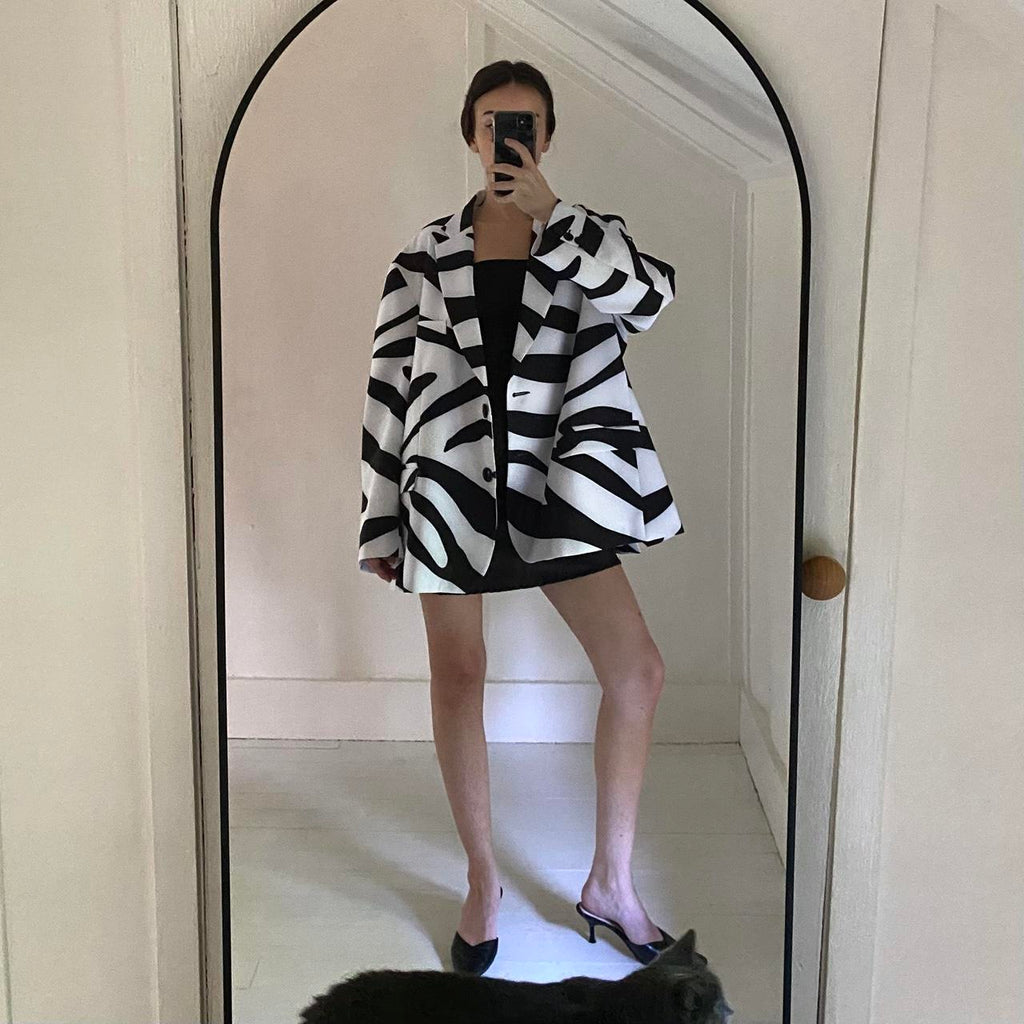 Zeffon Raphael Oversized Zebra Blazer in Black & White NWT Size 1