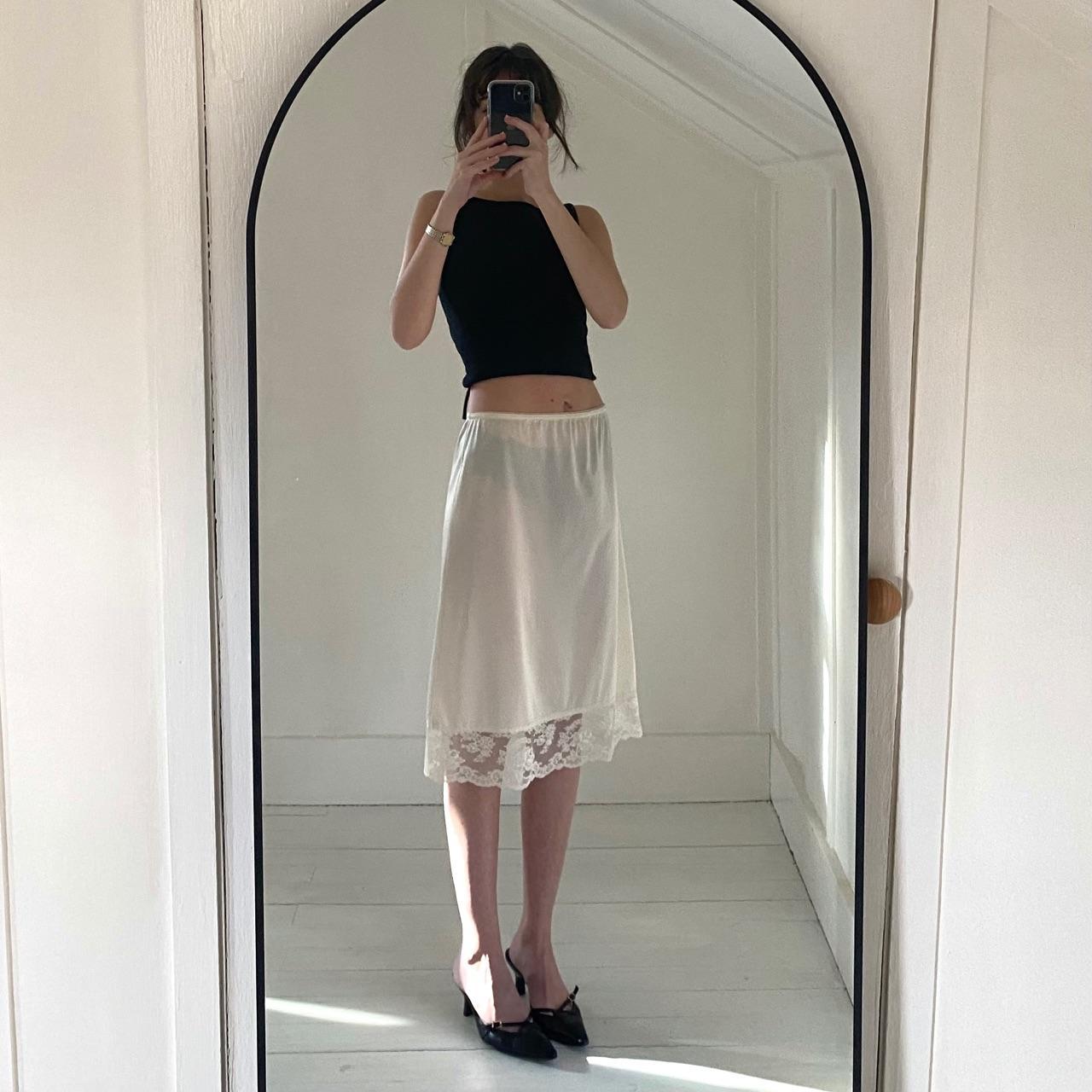 Vintage Lace Trim Slip Skirt Size M