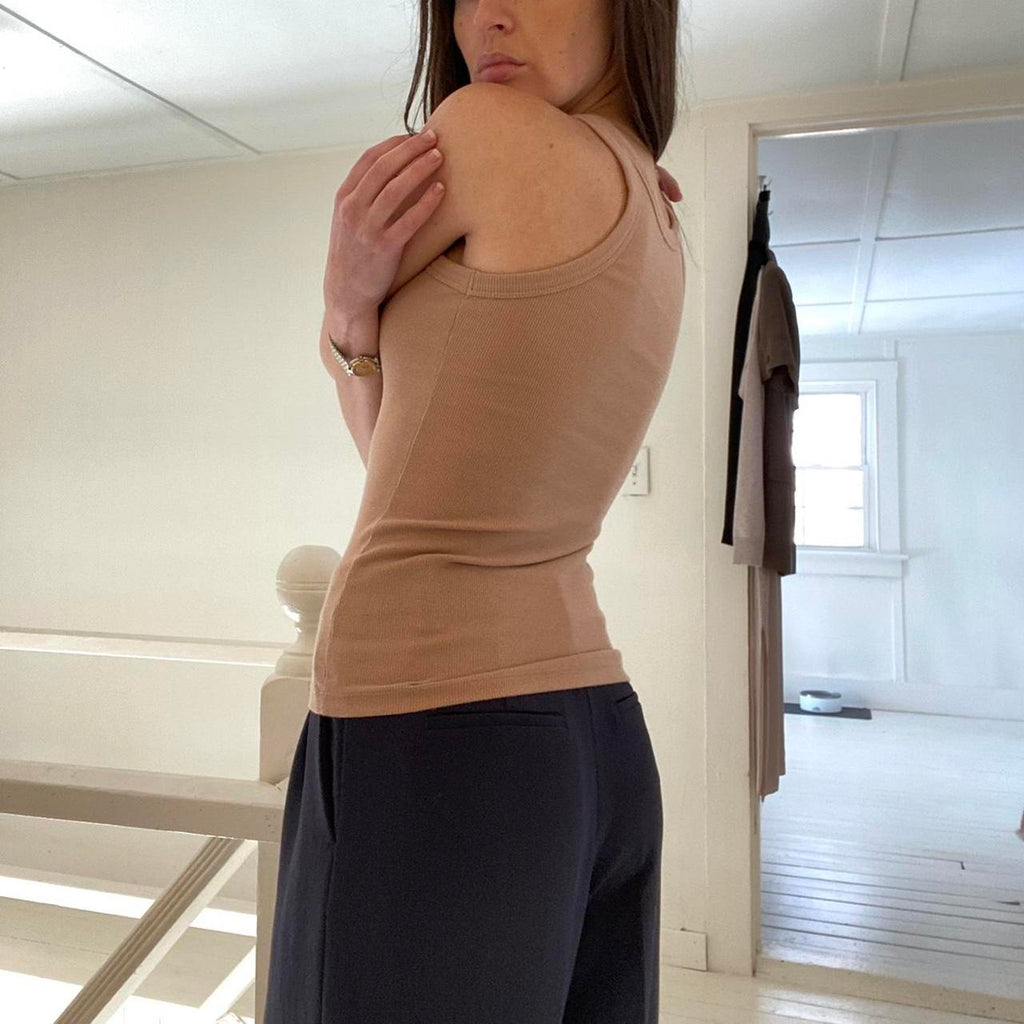 Toteme Organic Cotton Curved Rib Tank in Caramel Size S