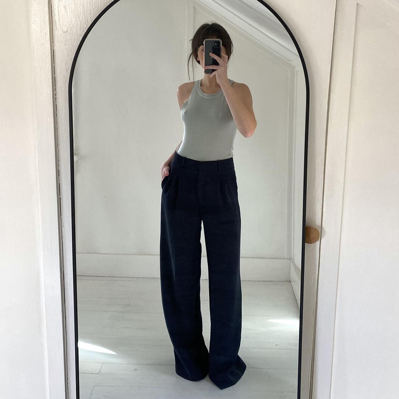 Wilfred Free / Aritzia Go To Tank Top in Yucca Green Size XS