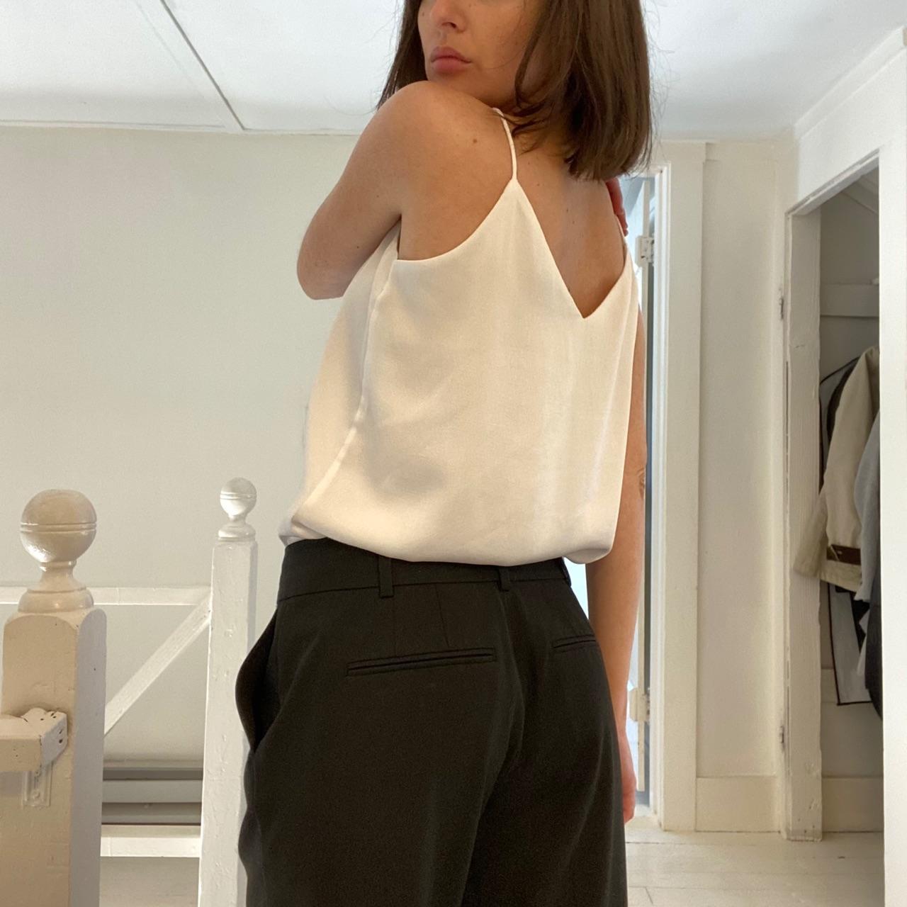 Calvin Klein V Neck Camisole Top in White Size PS